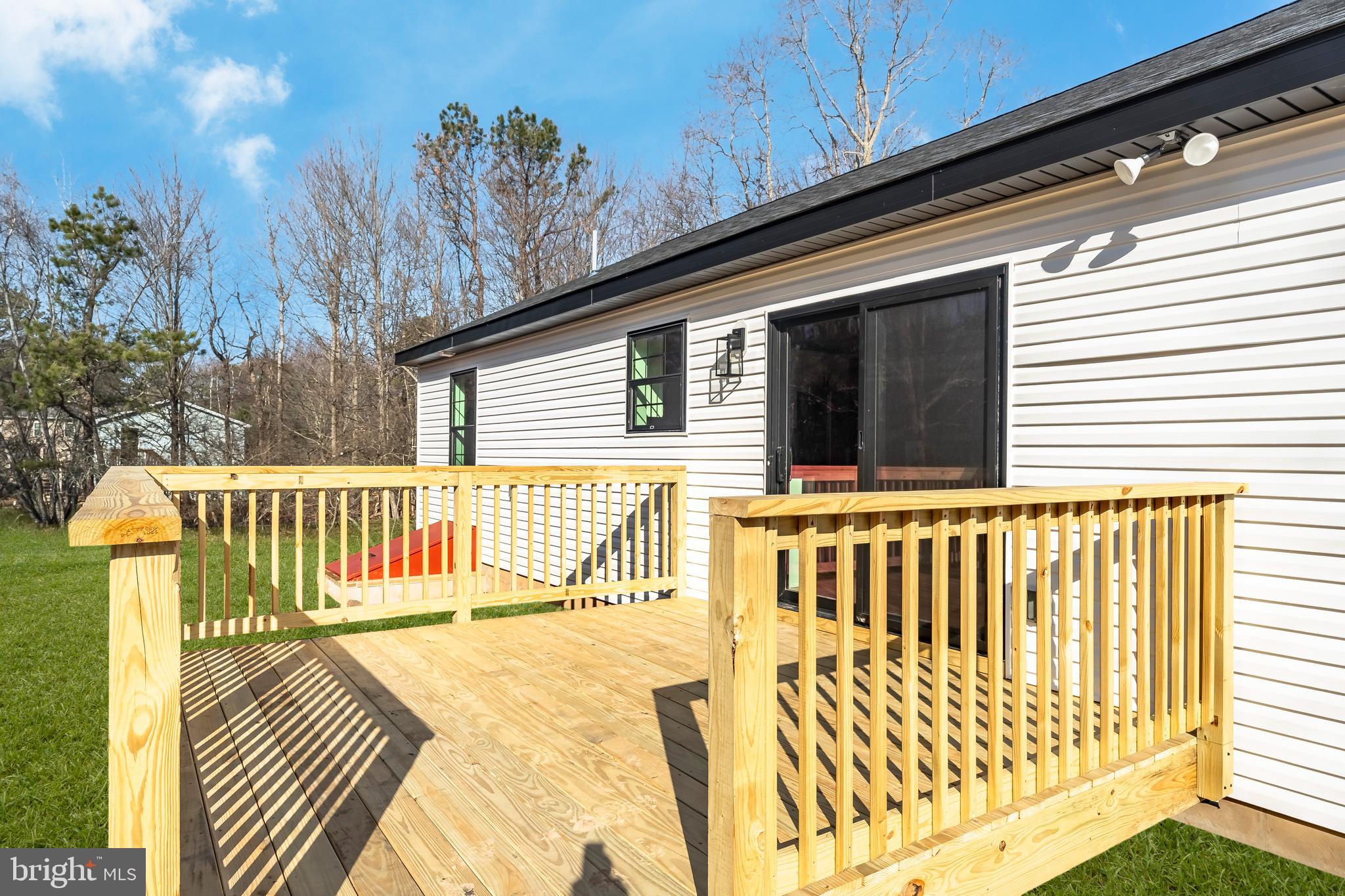 72 MACCAULEY ROAD