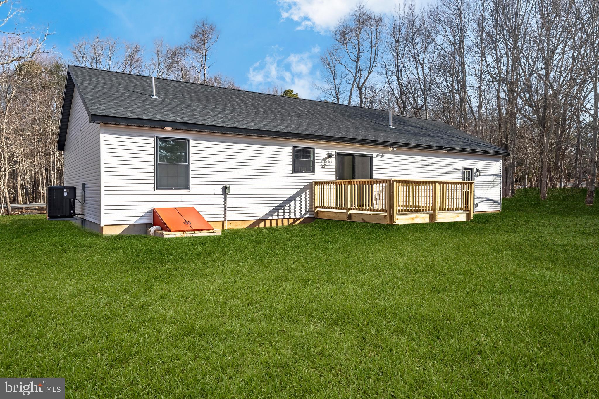 72 MACCAULEY ROAD
