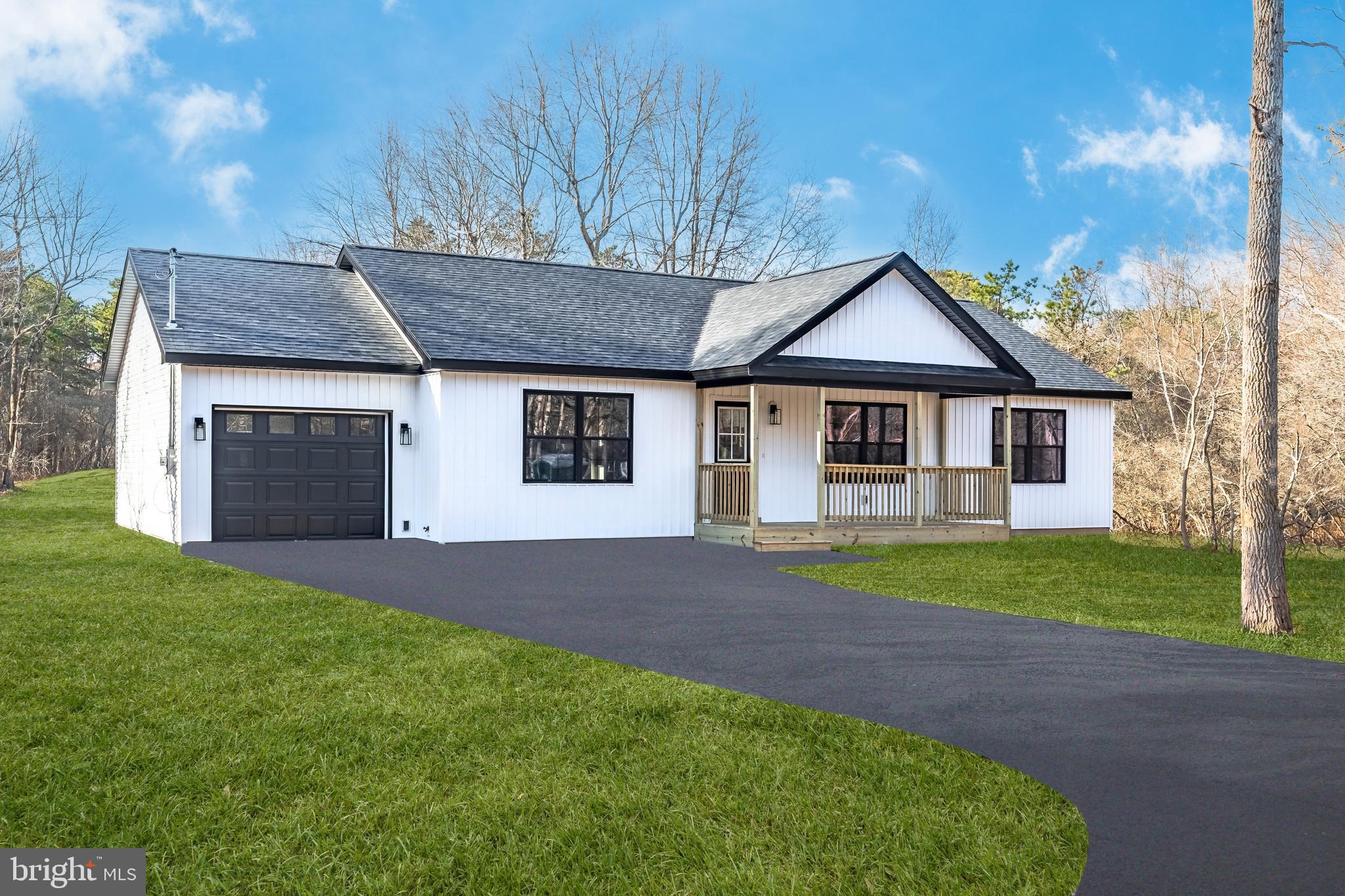 72 MACCAULEY ROAD