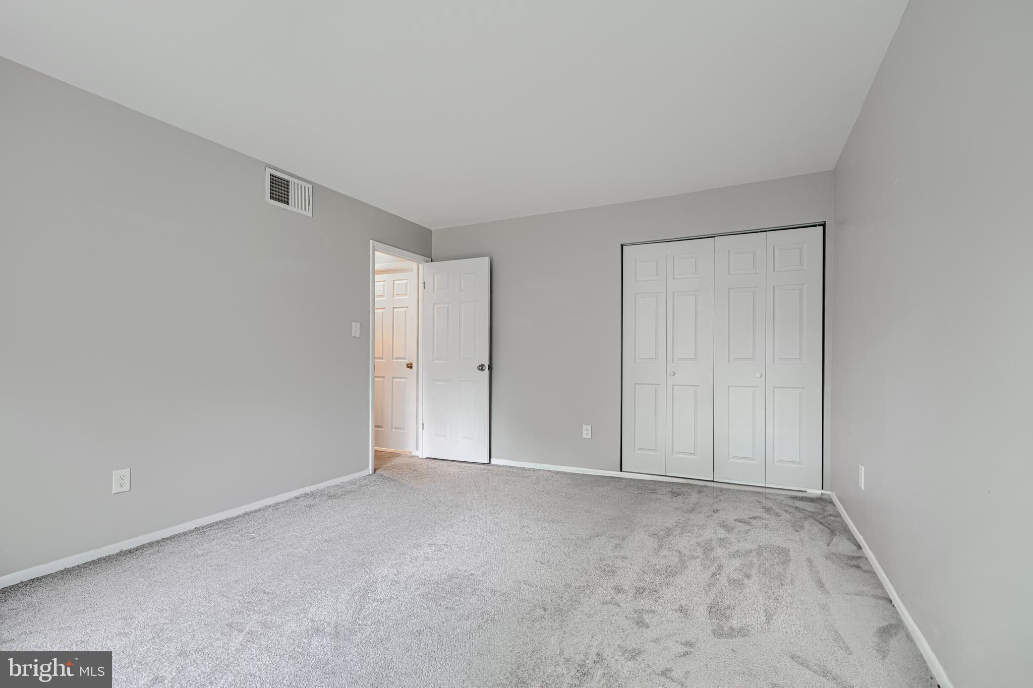 RUXTON CROSSING TOWNHSE - Residential