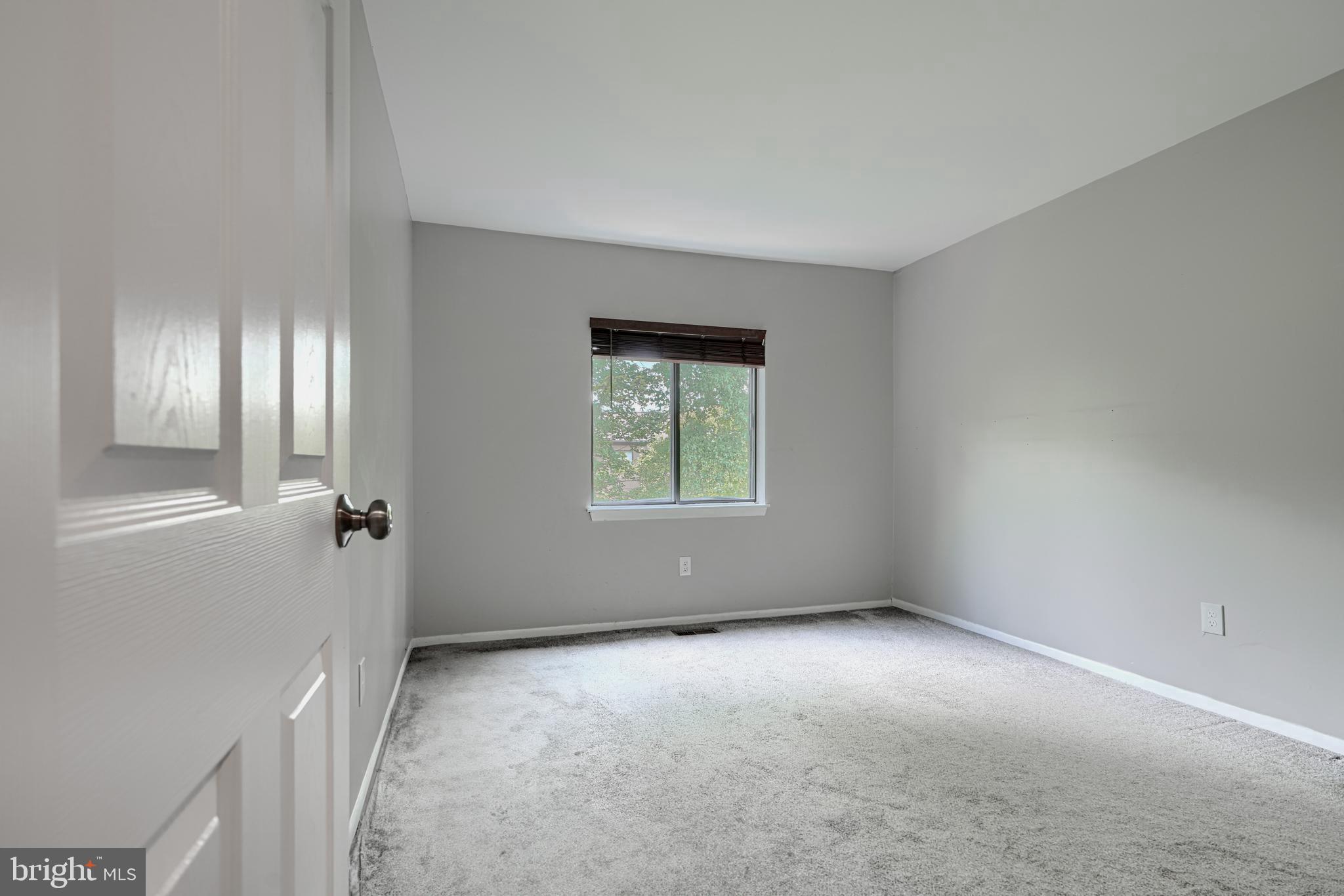 RUXTON CROSSING TOWNHSE - Residential