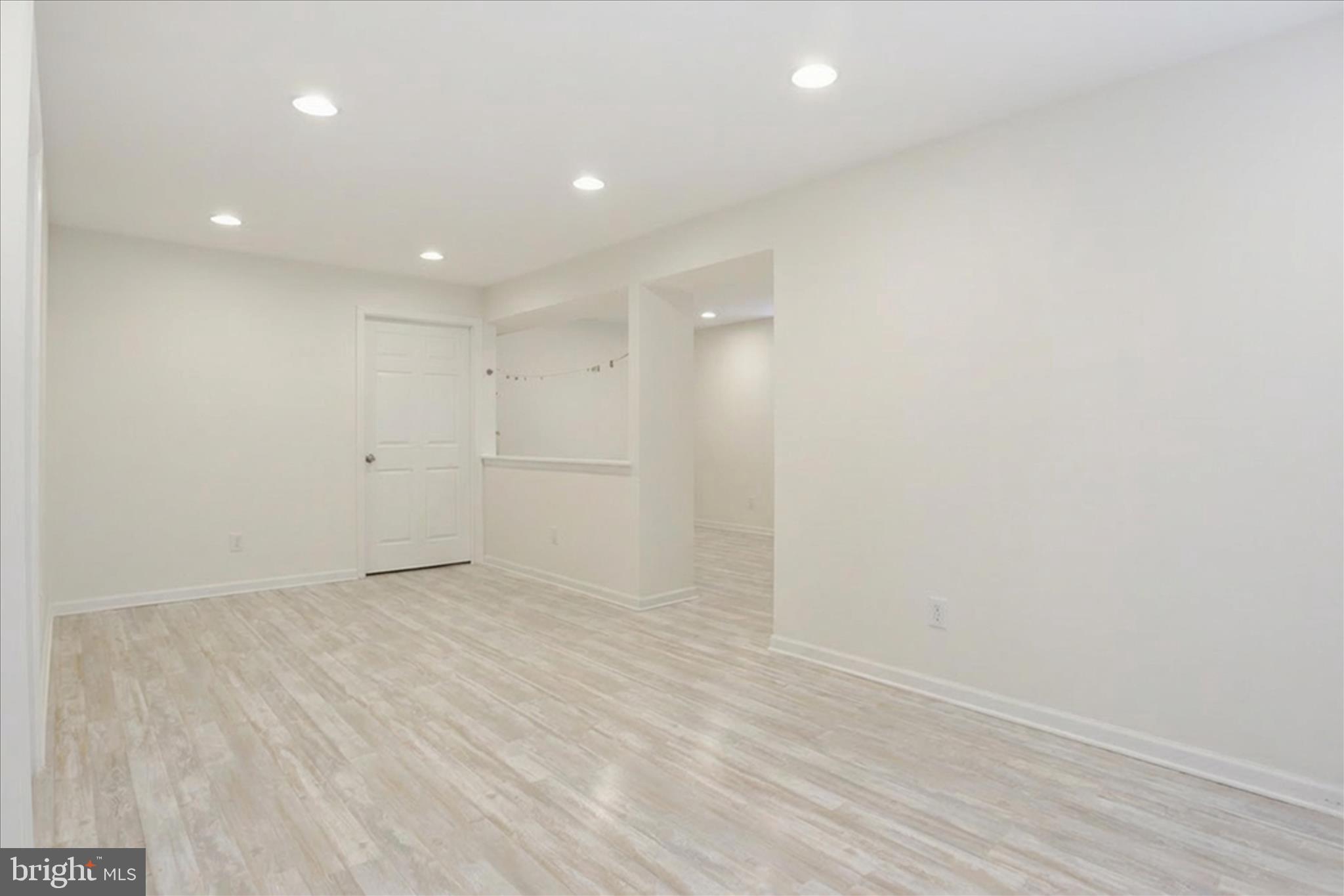 BROOKSIDE - Residential