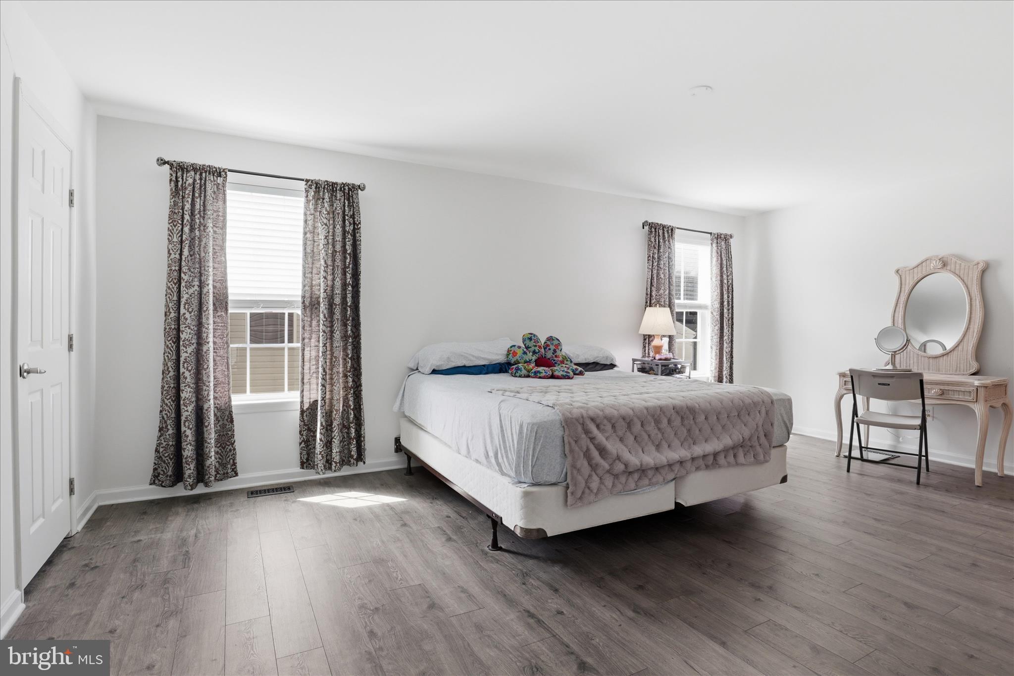 BROOKSIDE - Residential