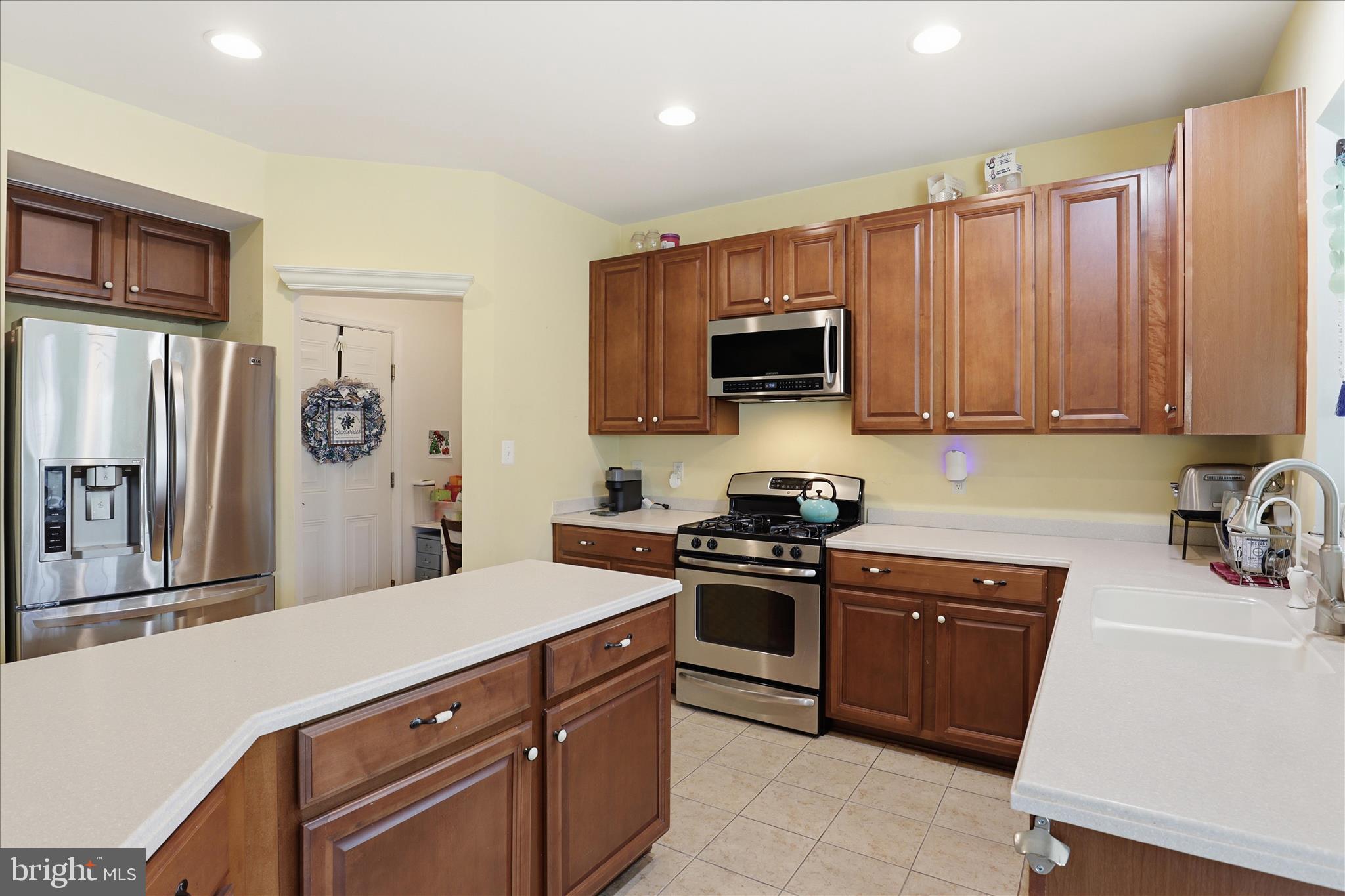 BROOKSIDE - Residential