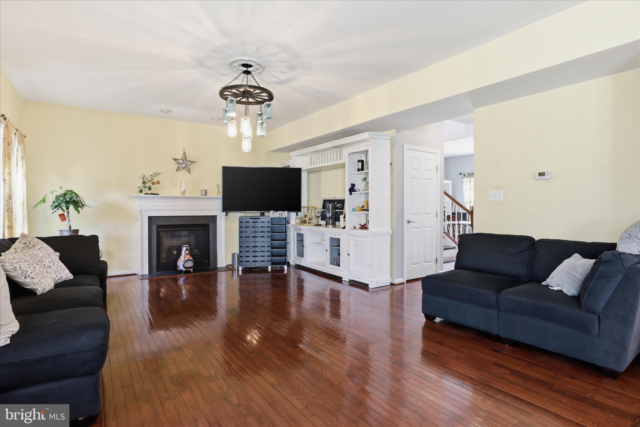 BROOKSIDE - Residential