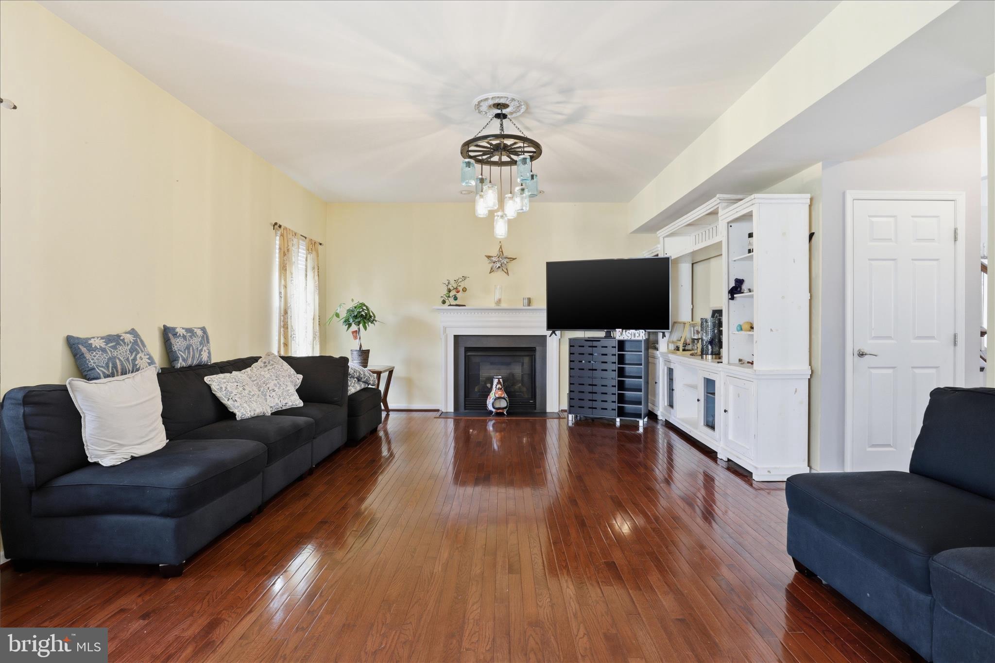 BROOKSIDE - Residential