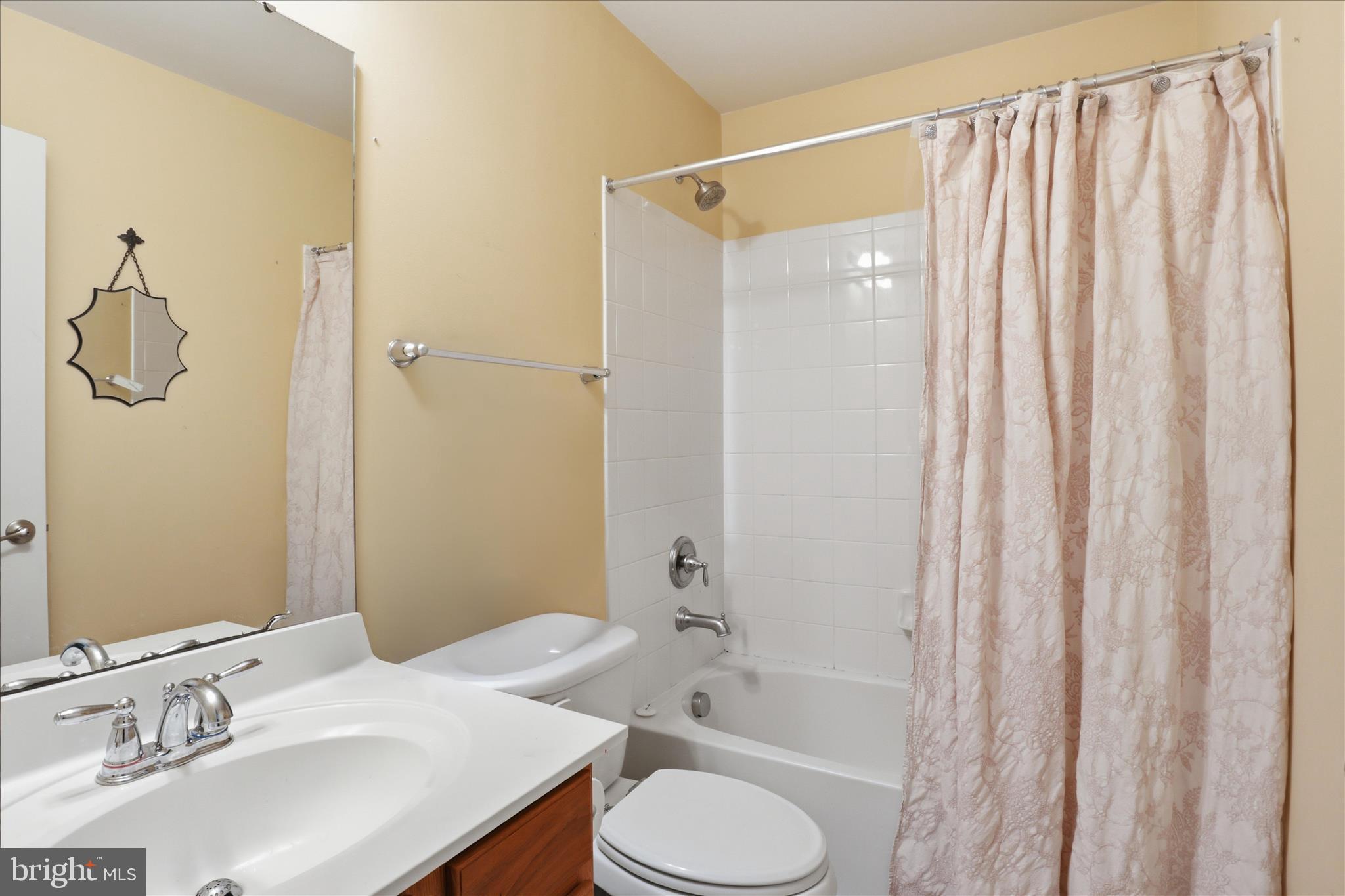 BROOKSIDE - Residential