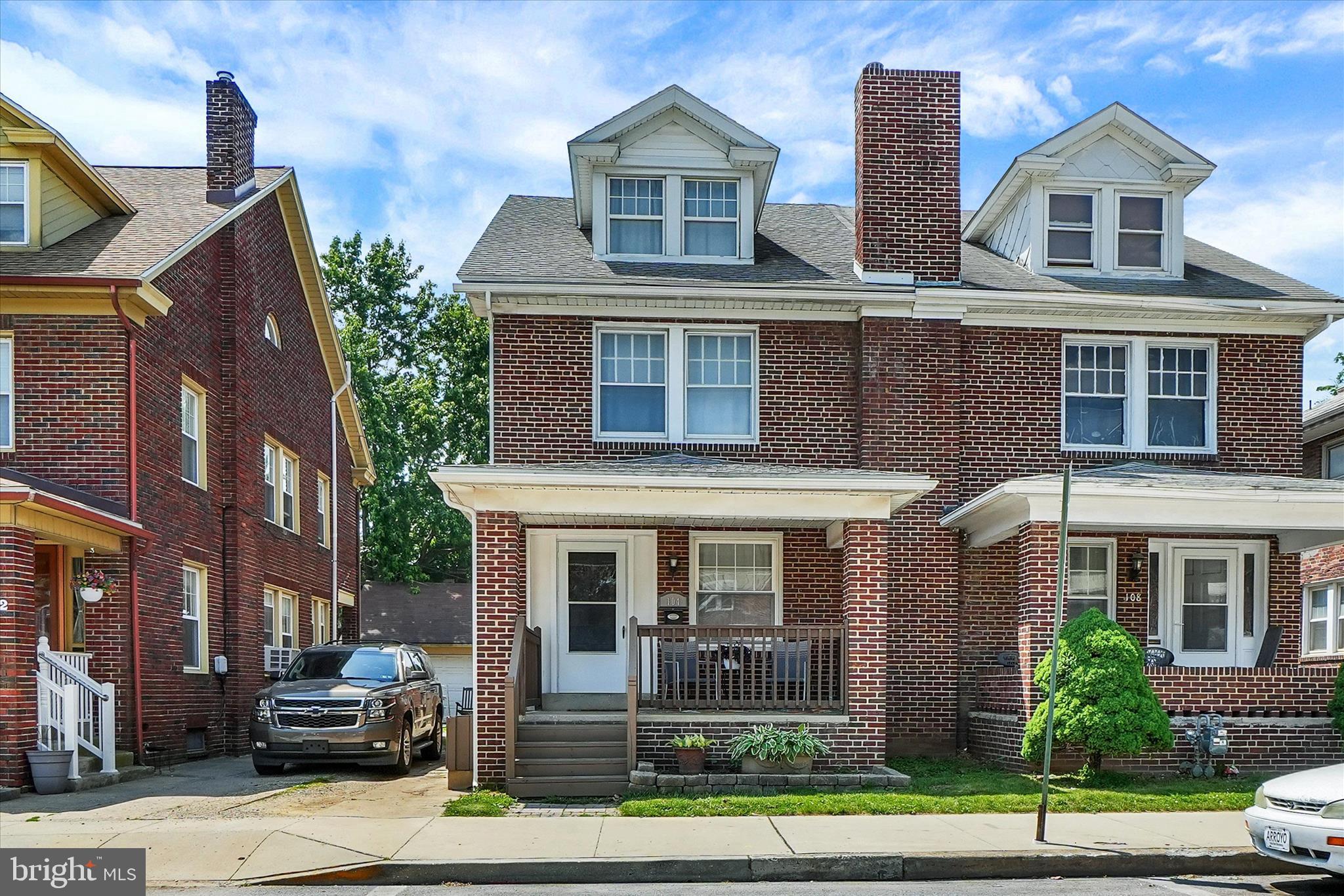 104 N SEWARD STREET