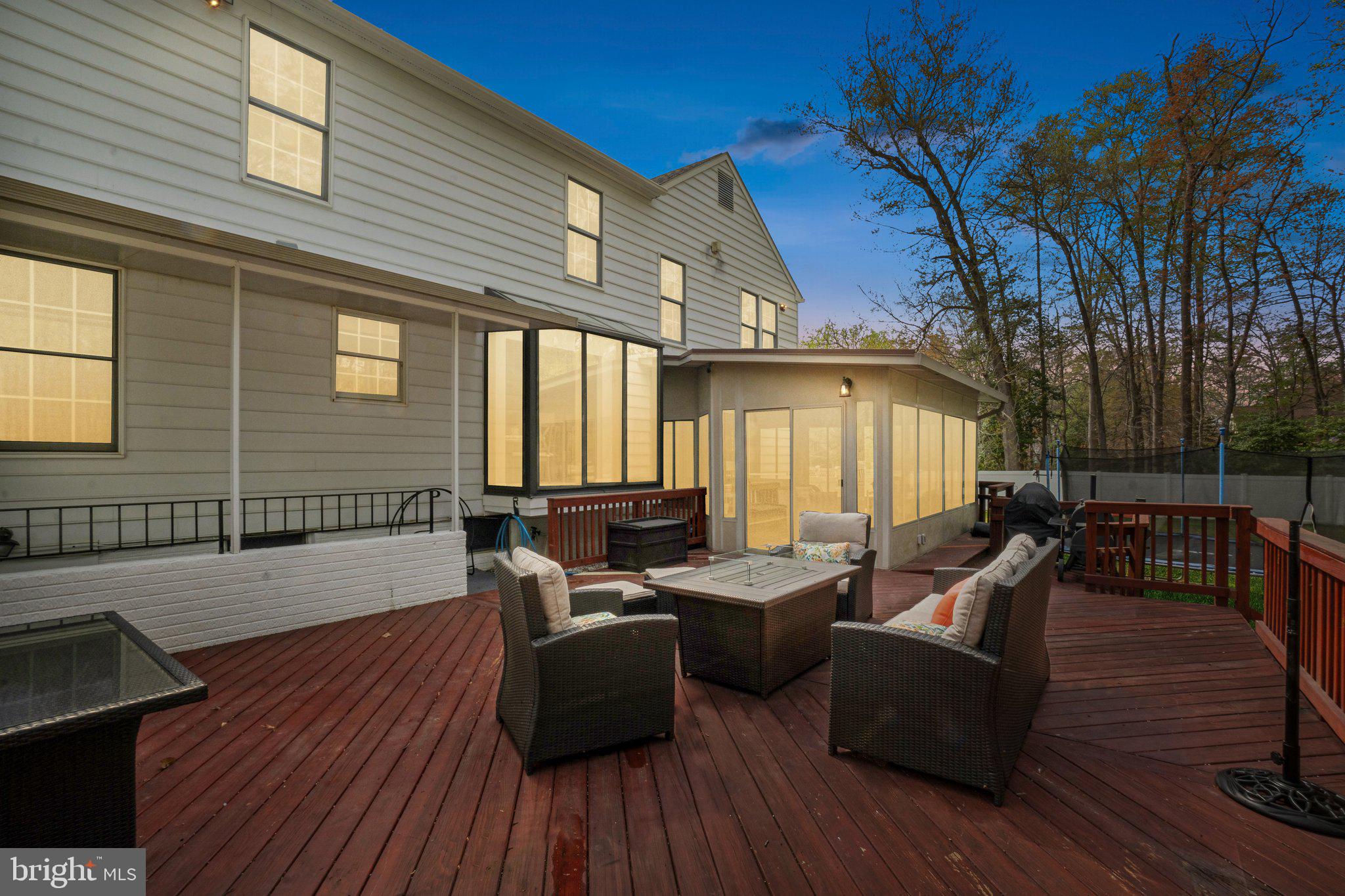 BATTERSEA ON THE BAY - Residential