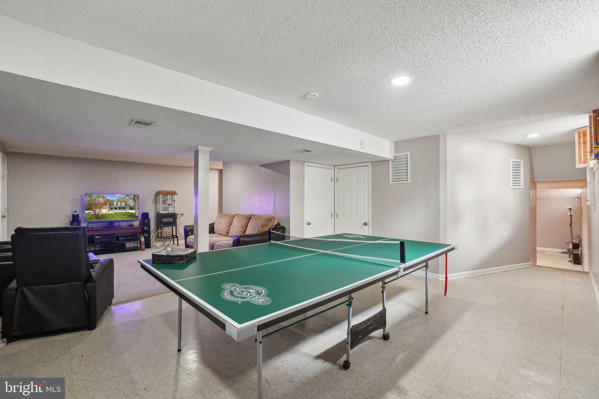 BATTERSEA ON THE BAY - Residential