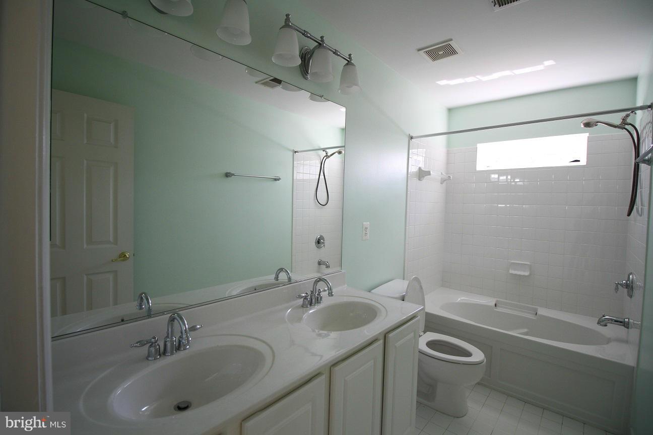 POTOMAC STATION - Residential