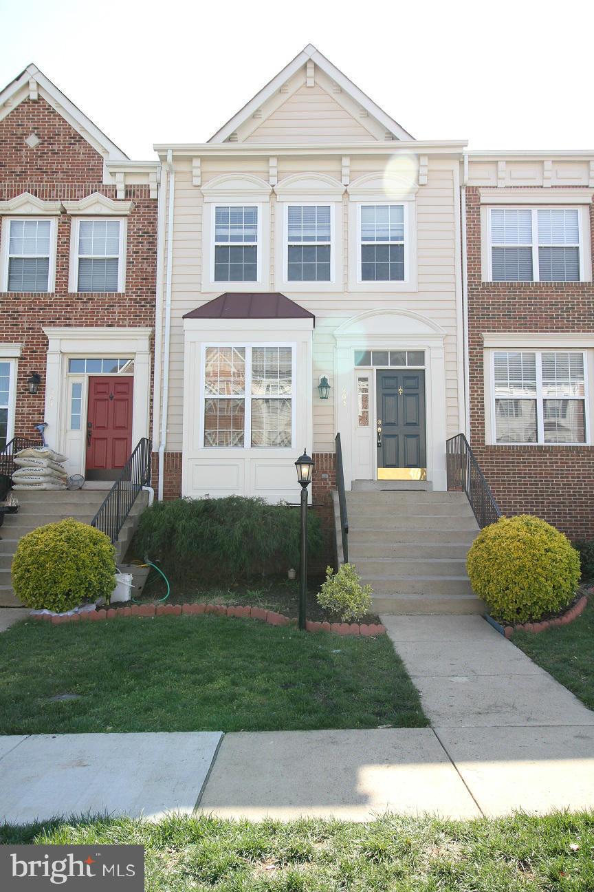 POTOMAC STATION - Residential