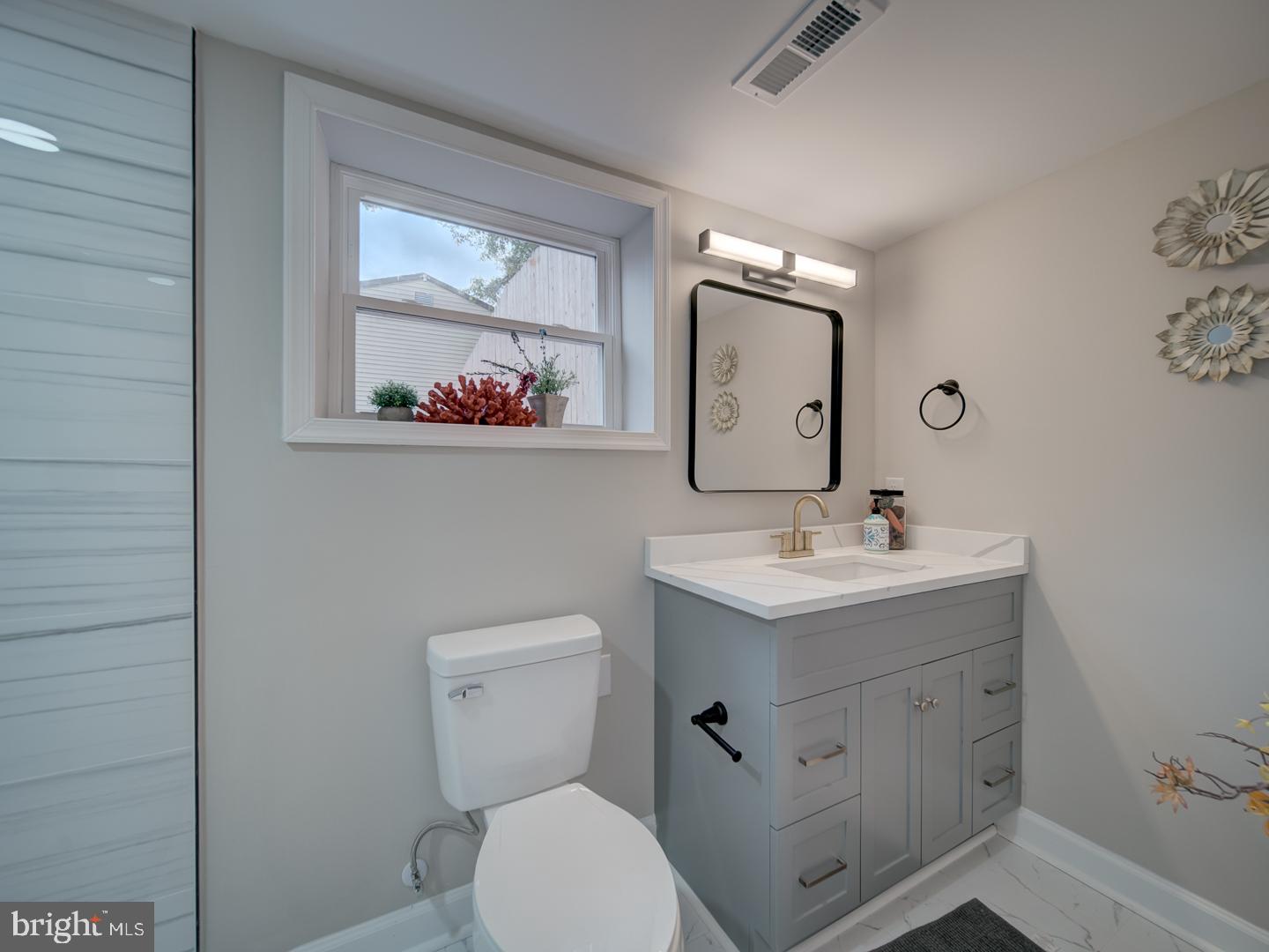 THOMSON ESTATES - Residential