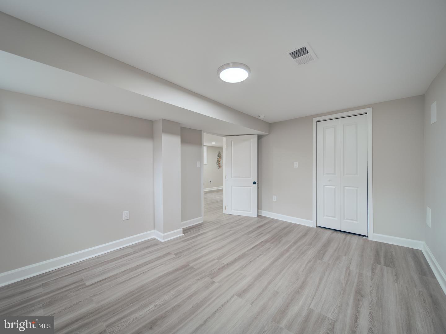 THOMSON ESTATES - Residential