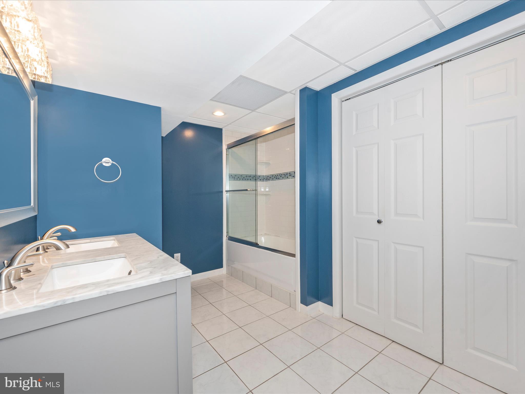 WOODMOOR - Residential