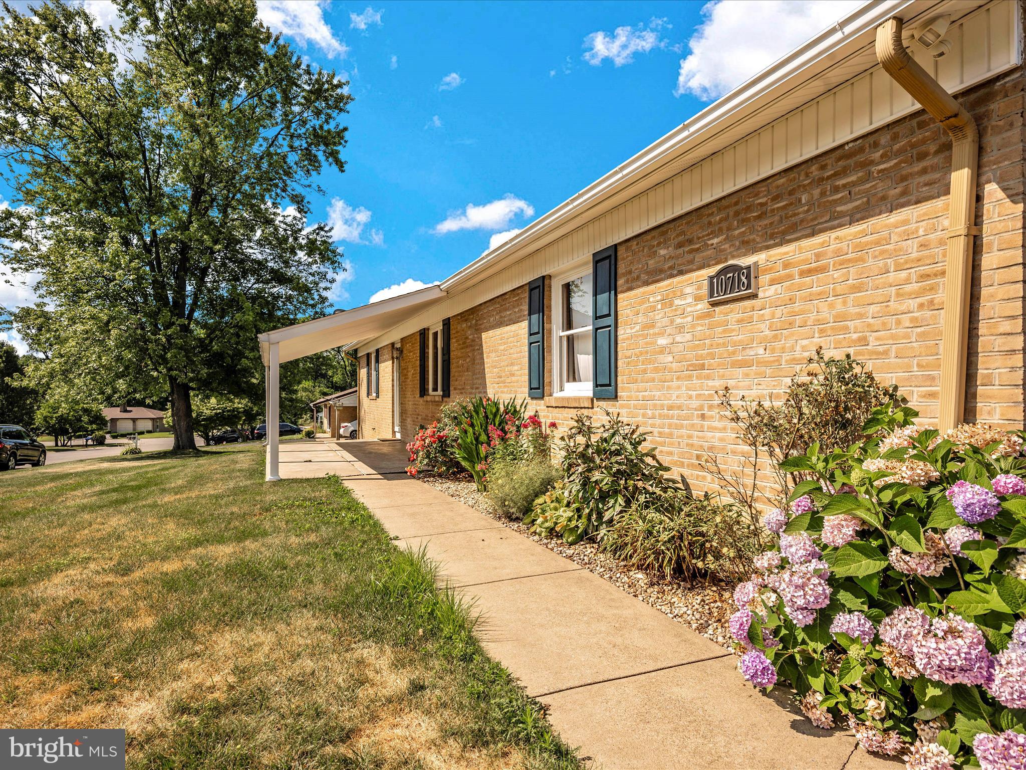 WOODMOOR - Residential