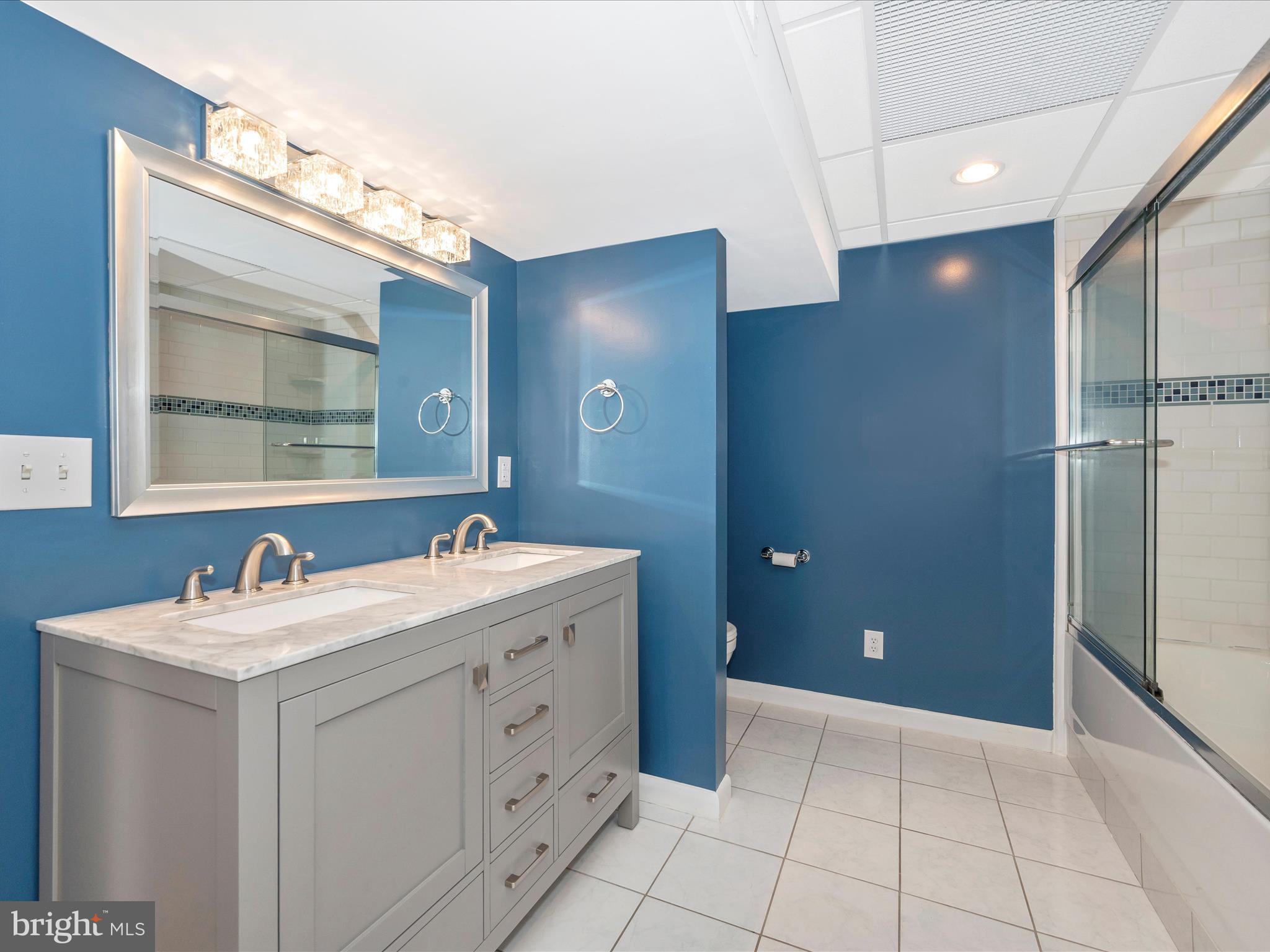 WOODMOOR - Residential