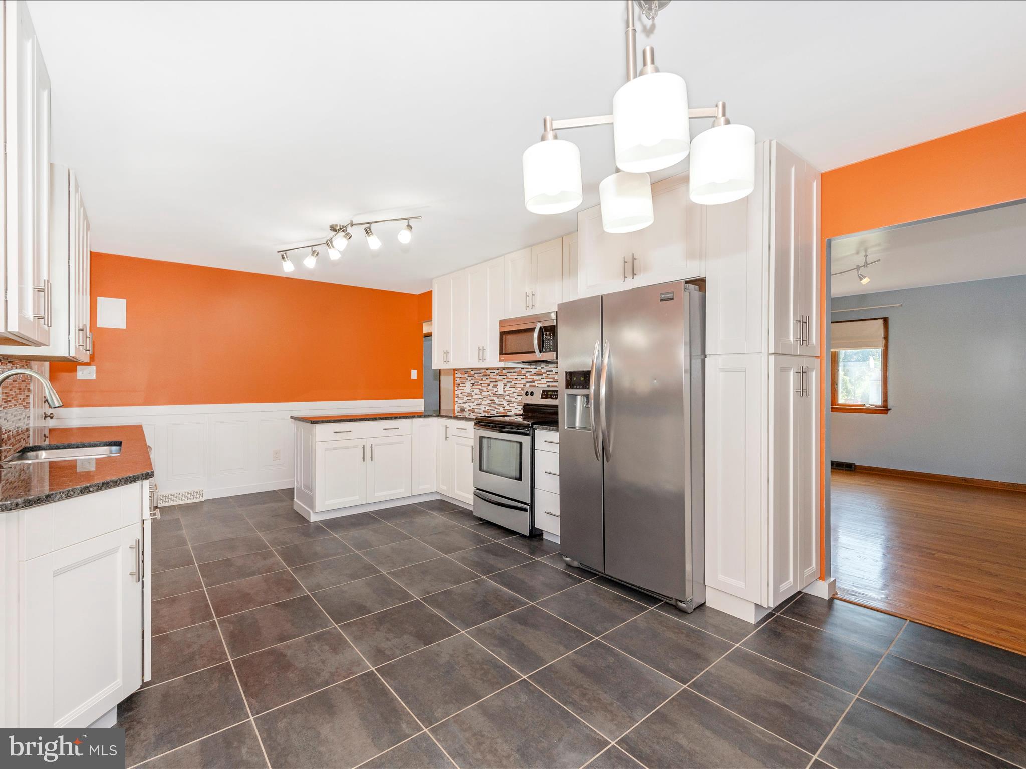 WOODMOOR - Residential