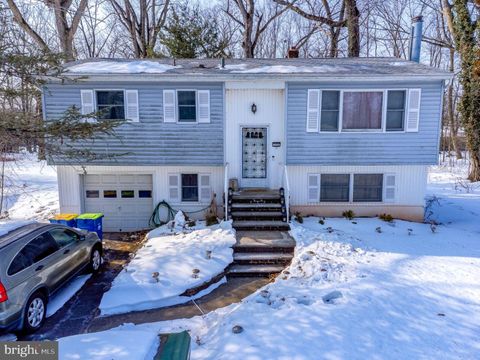 Homes For Sale - 152 & 156 Clinton Street<br/> SOMERSET, NJ 08873