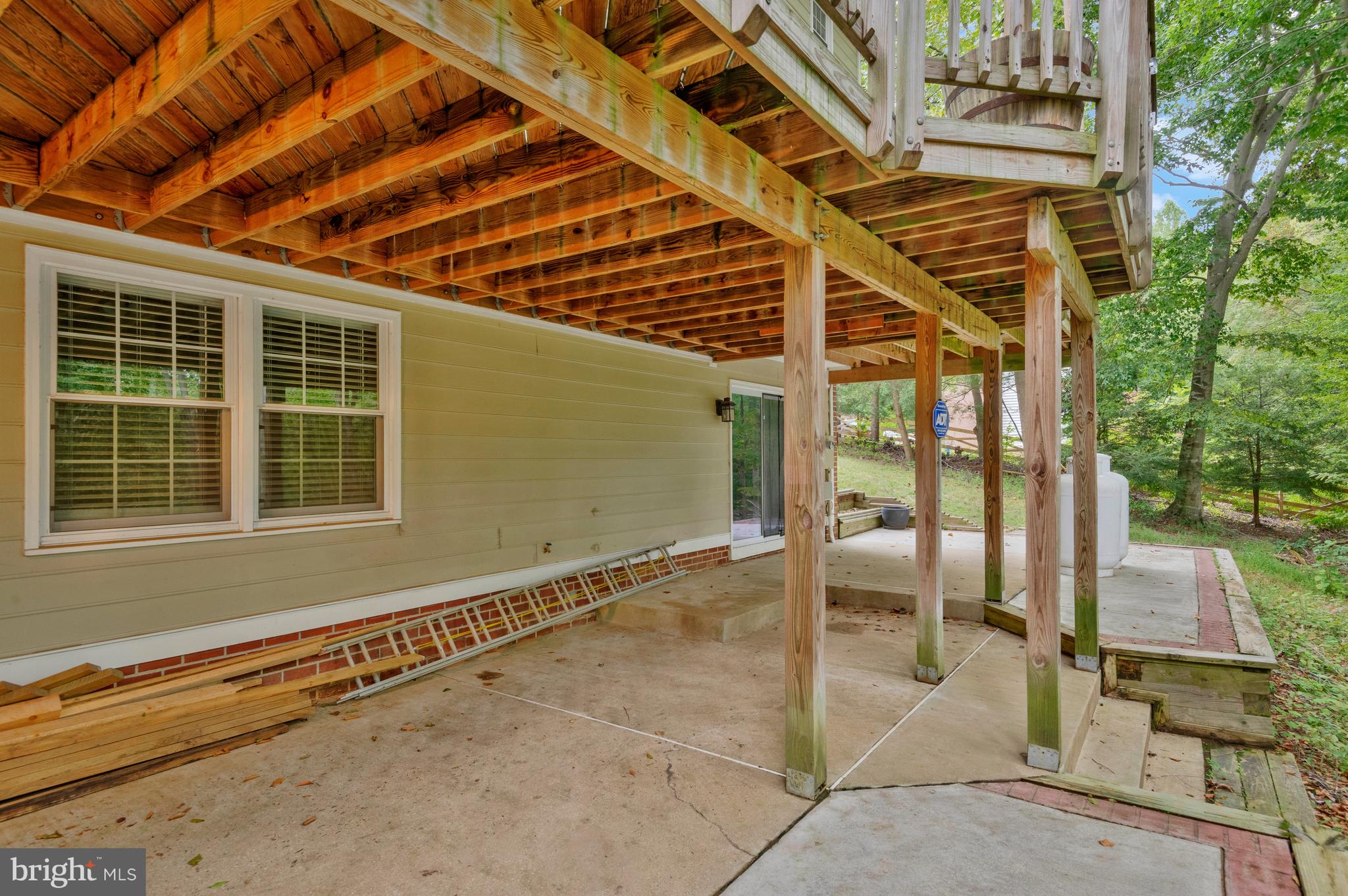 OCCOQUAN OAKS - Residential