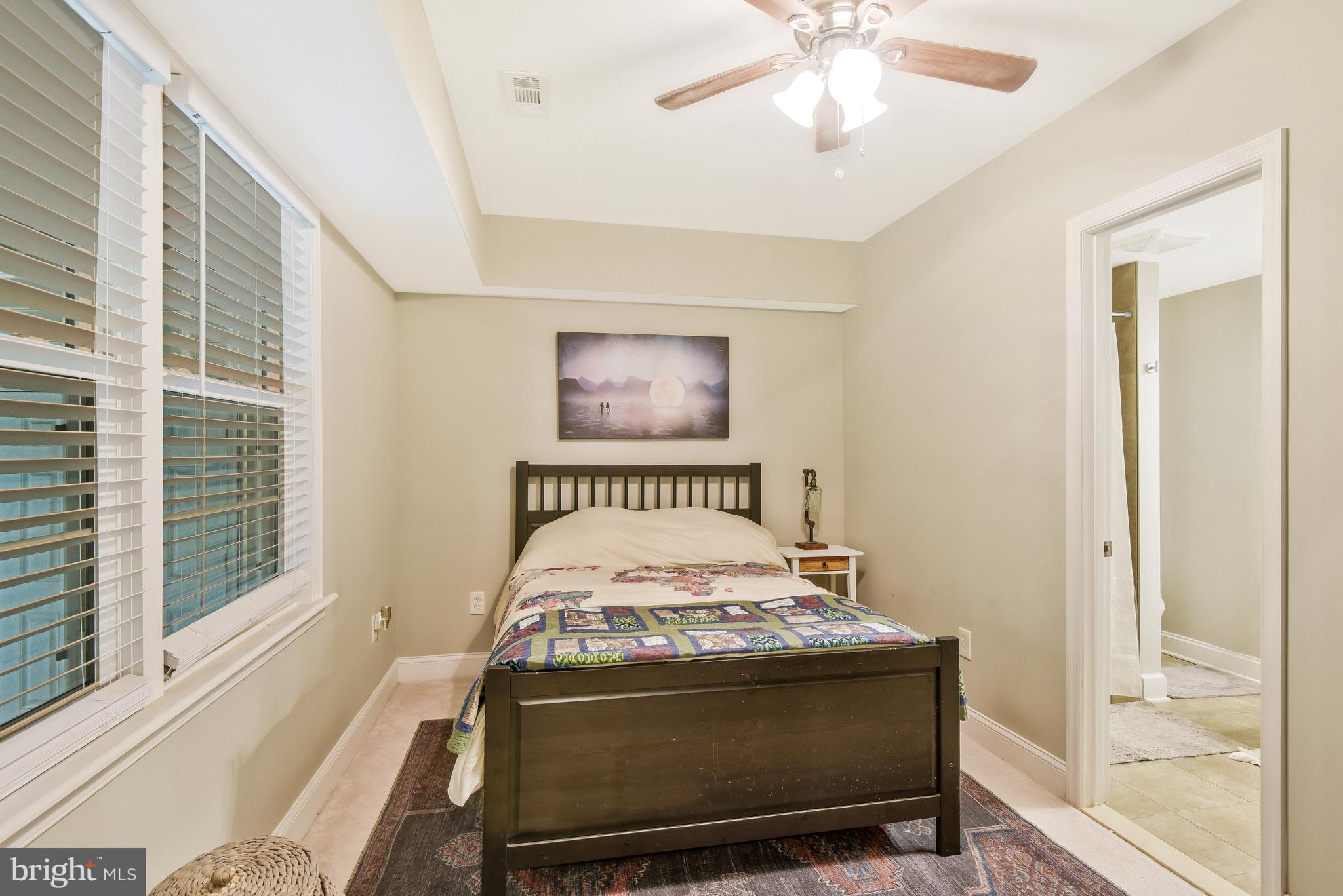 OCCOQUAN OAKS - Residential