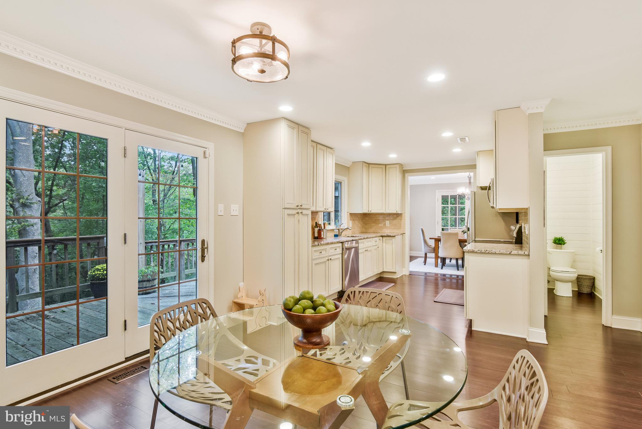 OCCOQUAN OAKS - Residential