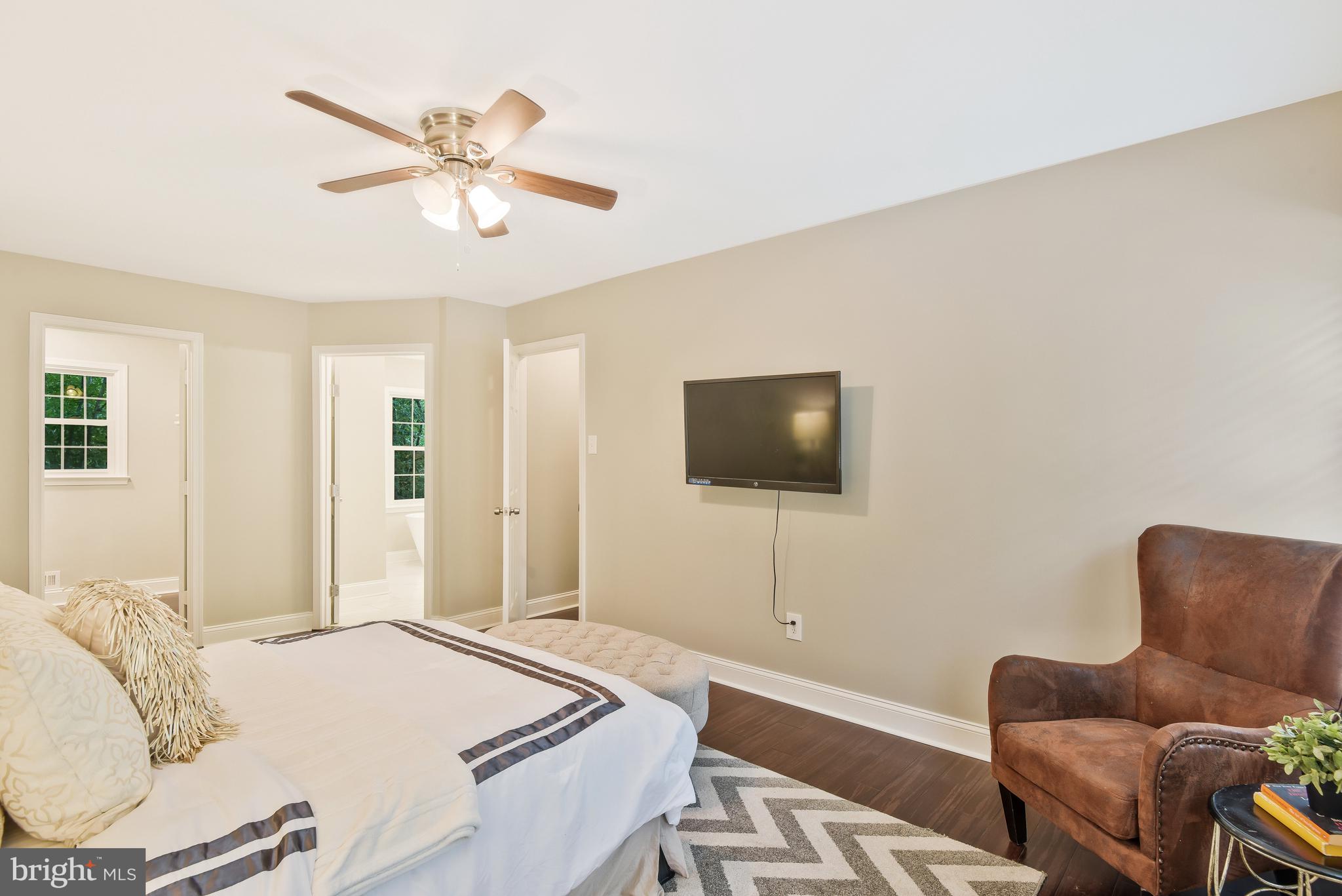 OCCOQUAN OAKS - Residential