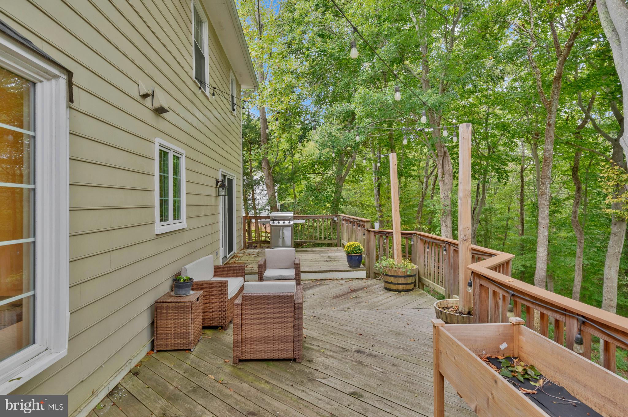 OCCOQUAN OAKS - Residential