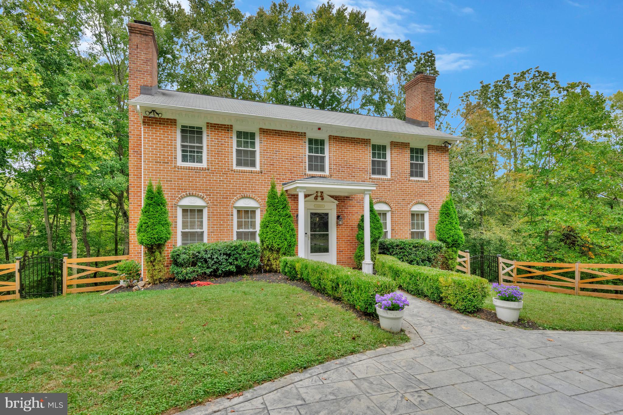 OCCOQUAN OAKS - Residential