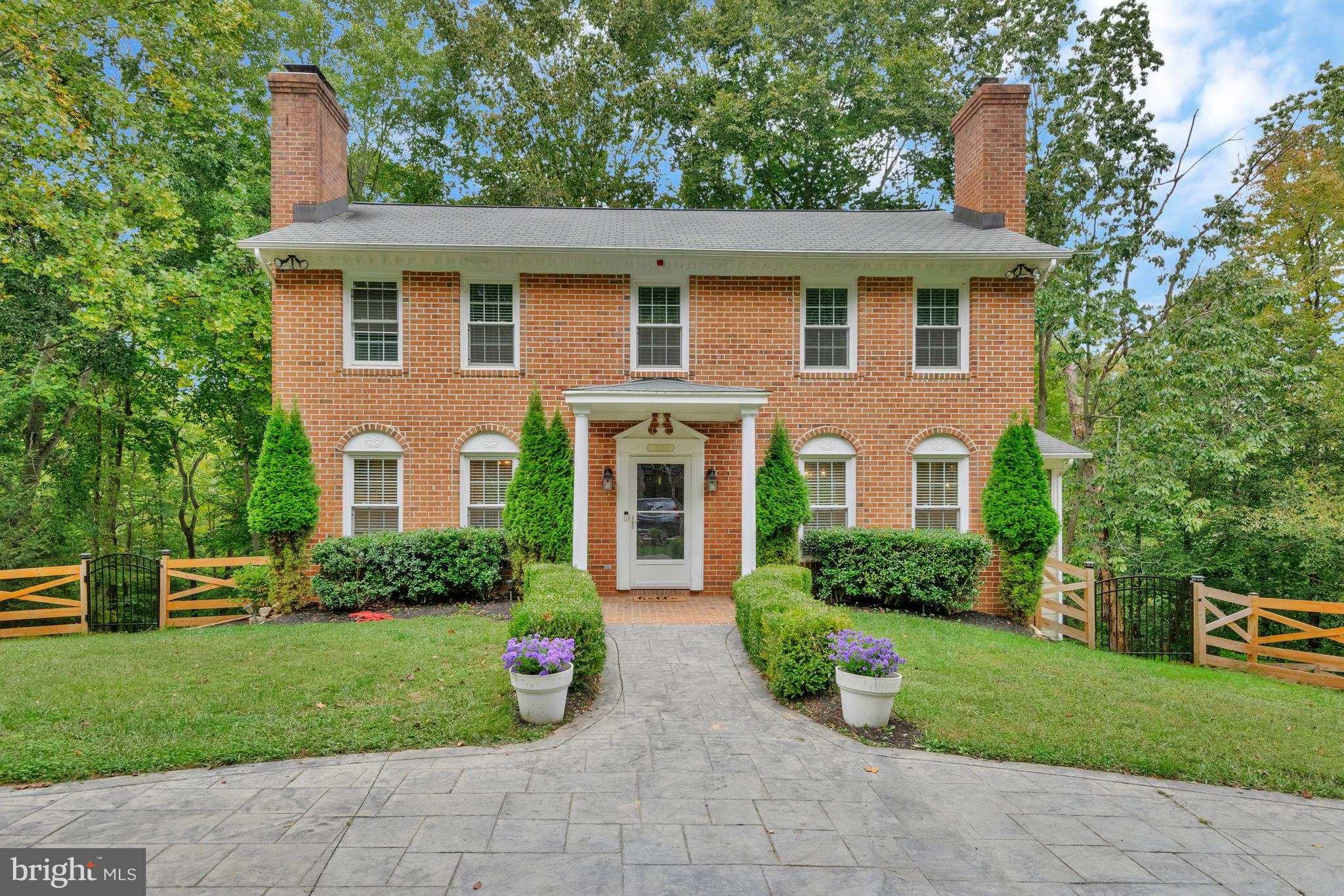 OCCOQUAN OAKS - Residential