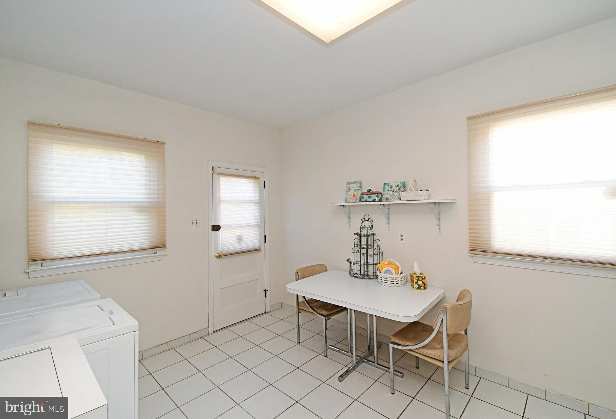 BARCLAY HILLS - Residential