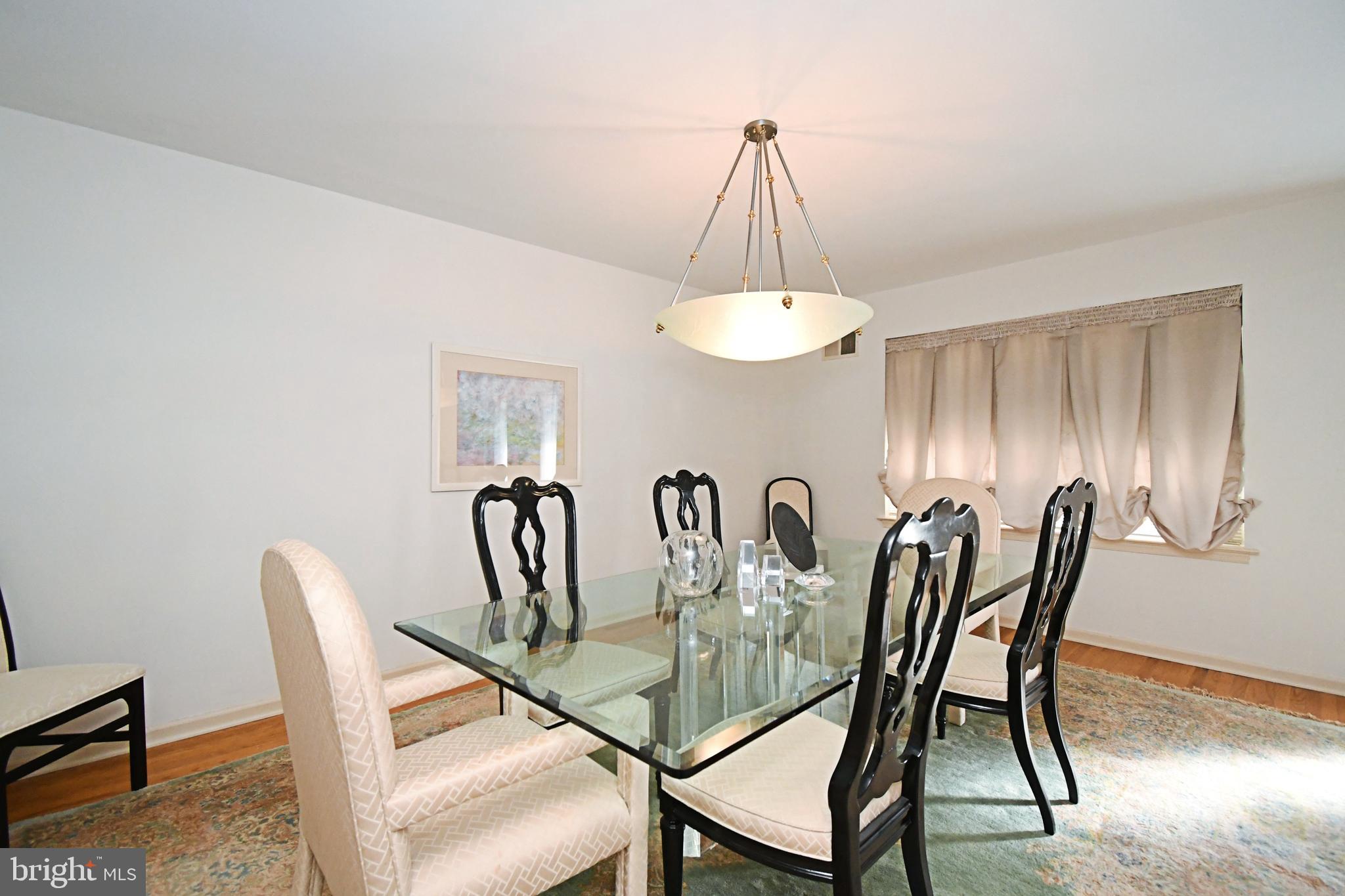 BARCLAY HILLS - Residential