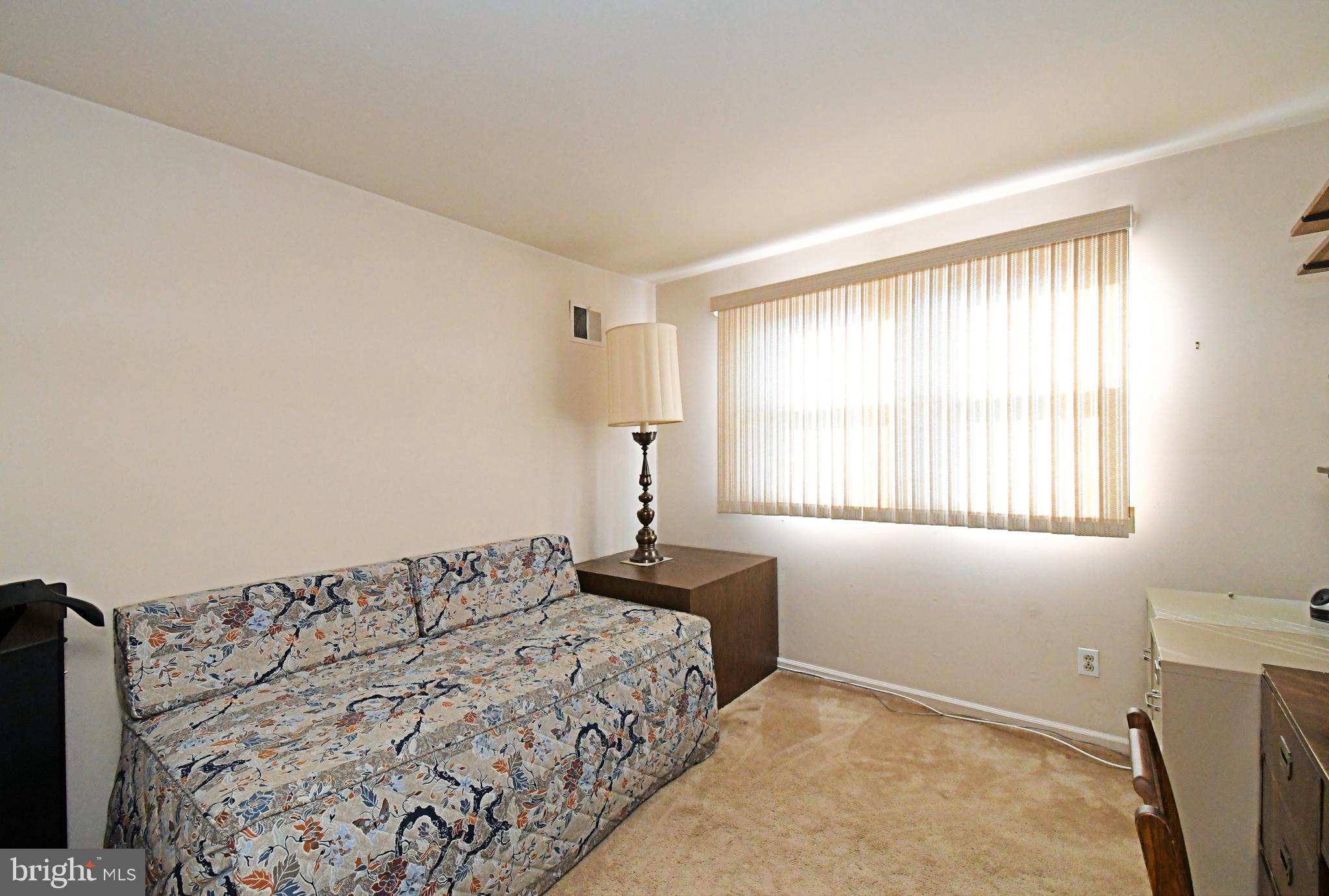 BARCLAY HILLS - Residential