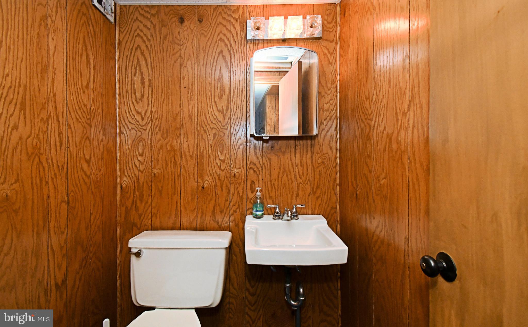 BARCLAY HILLS - Residential