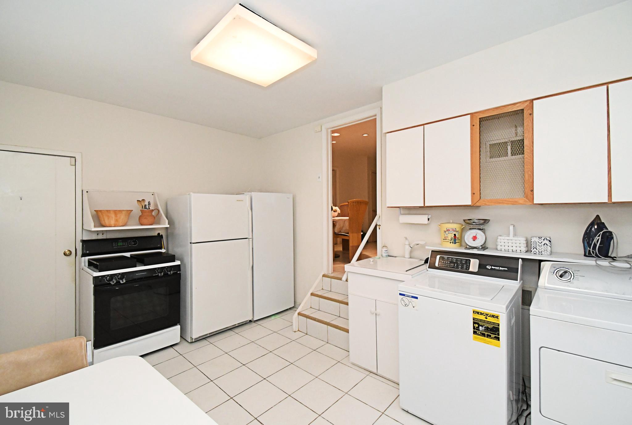 BARCLAY HILLS - Residential