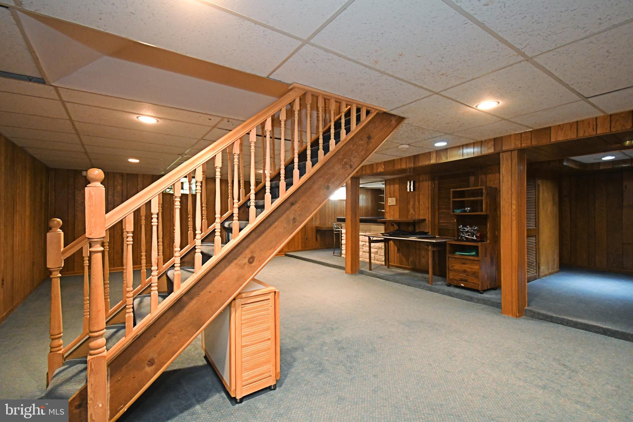 BARCLAY HILLS - Residential