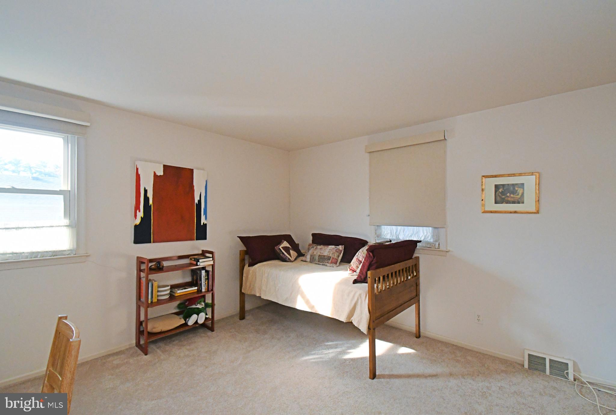 BARCLAY HILLS - Residential