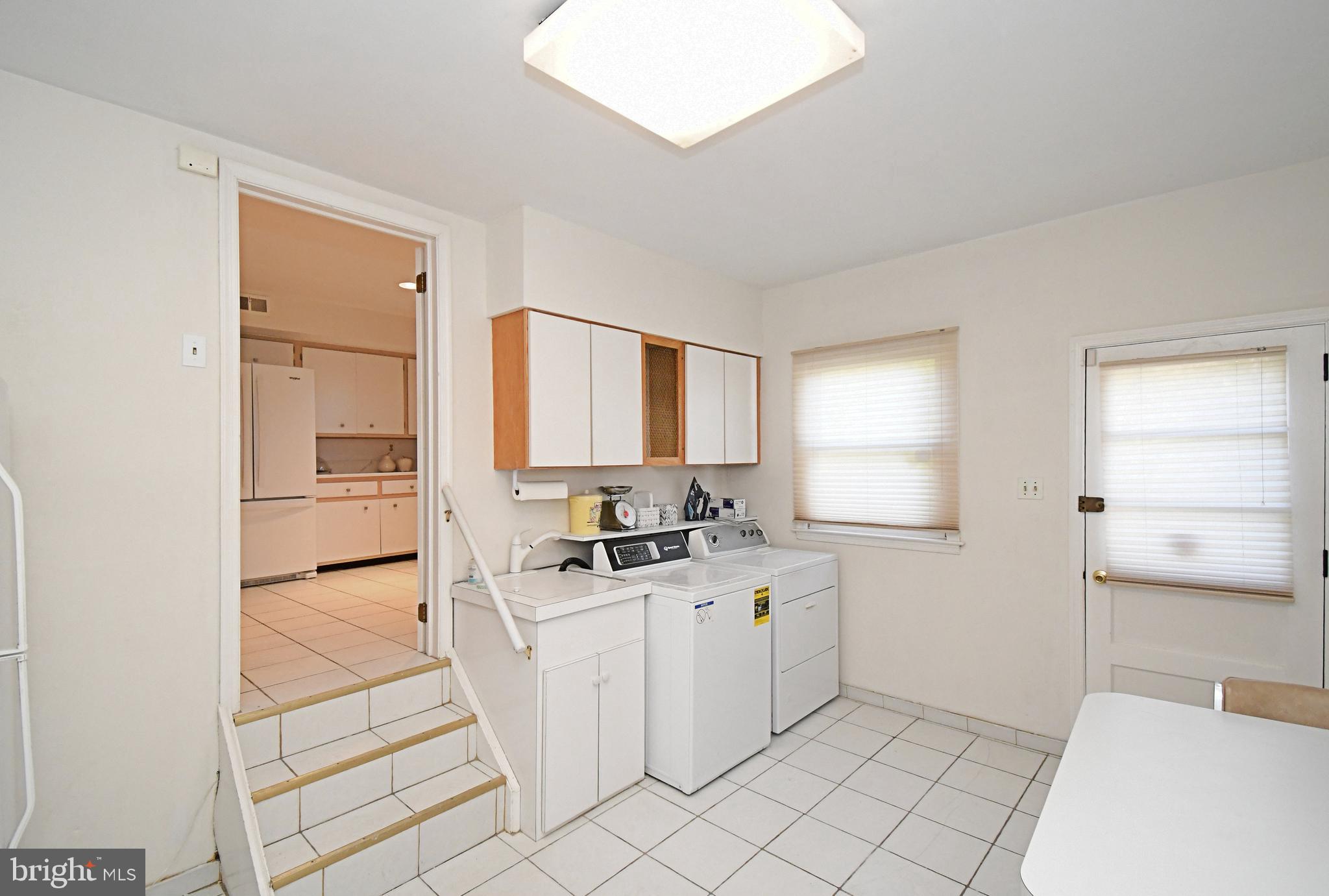 BARCLAY HILLS - Residential