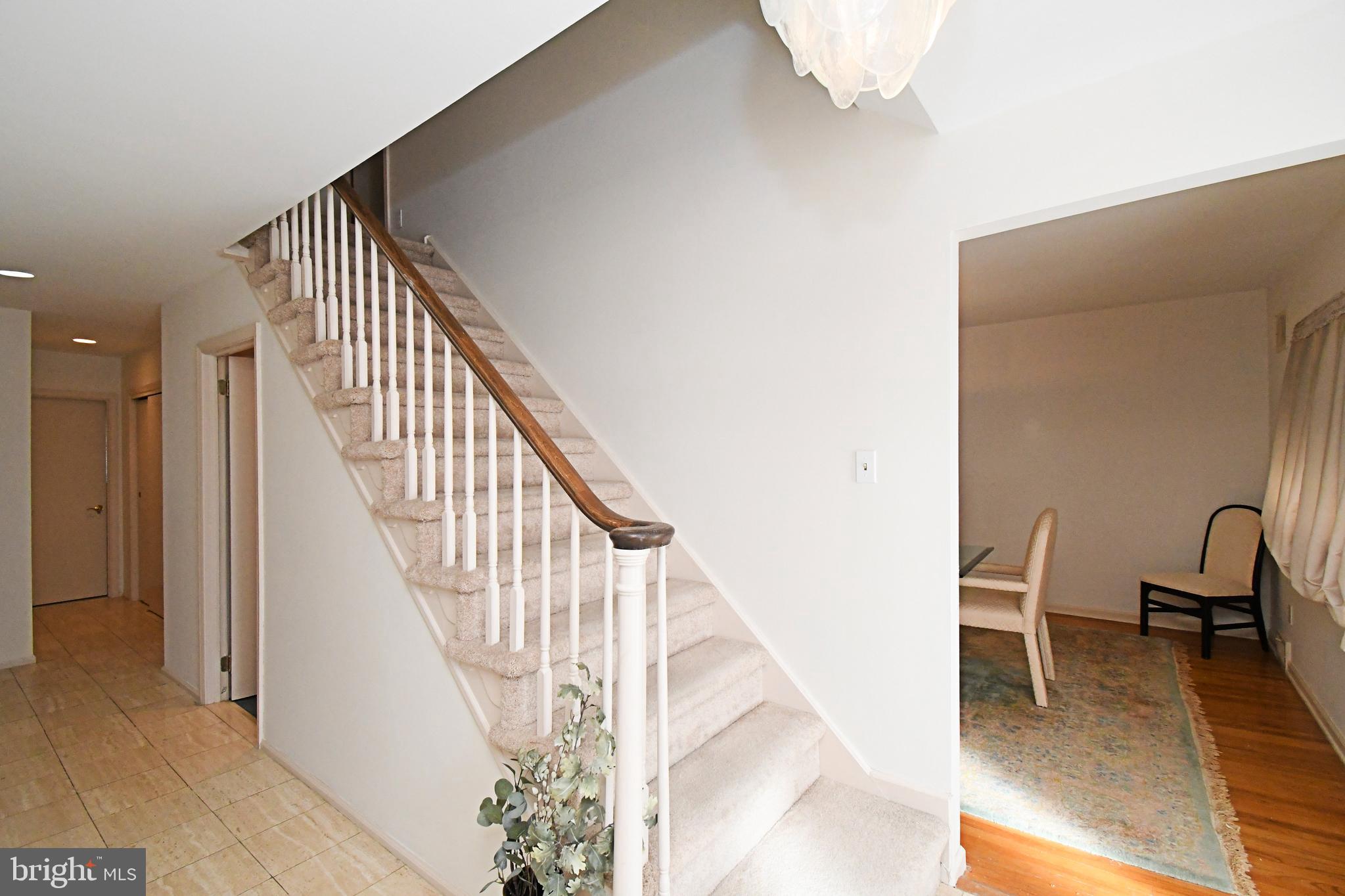 BARCLAY HILLS - Residential