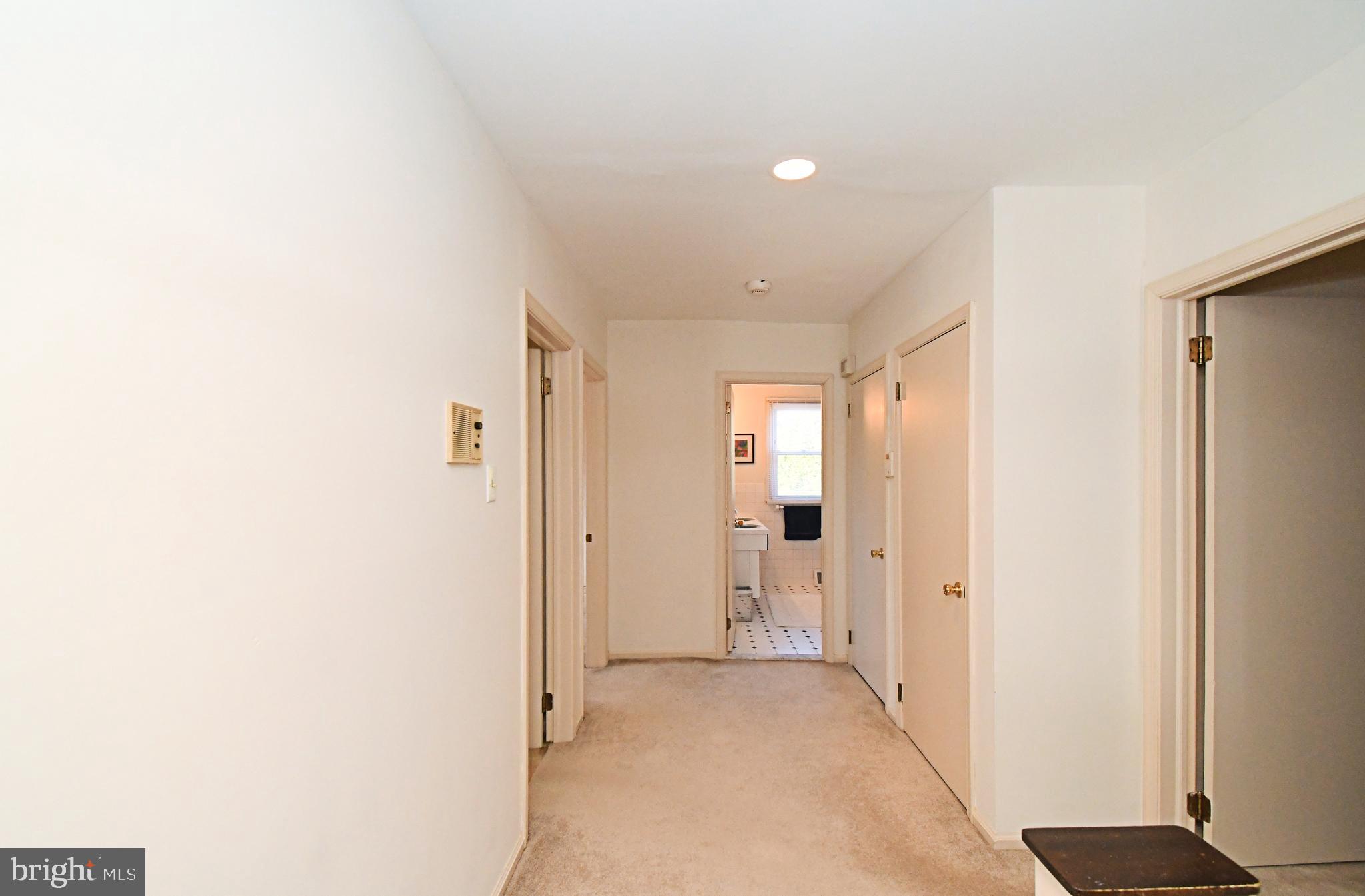 BARCLAY HILLS - Residential