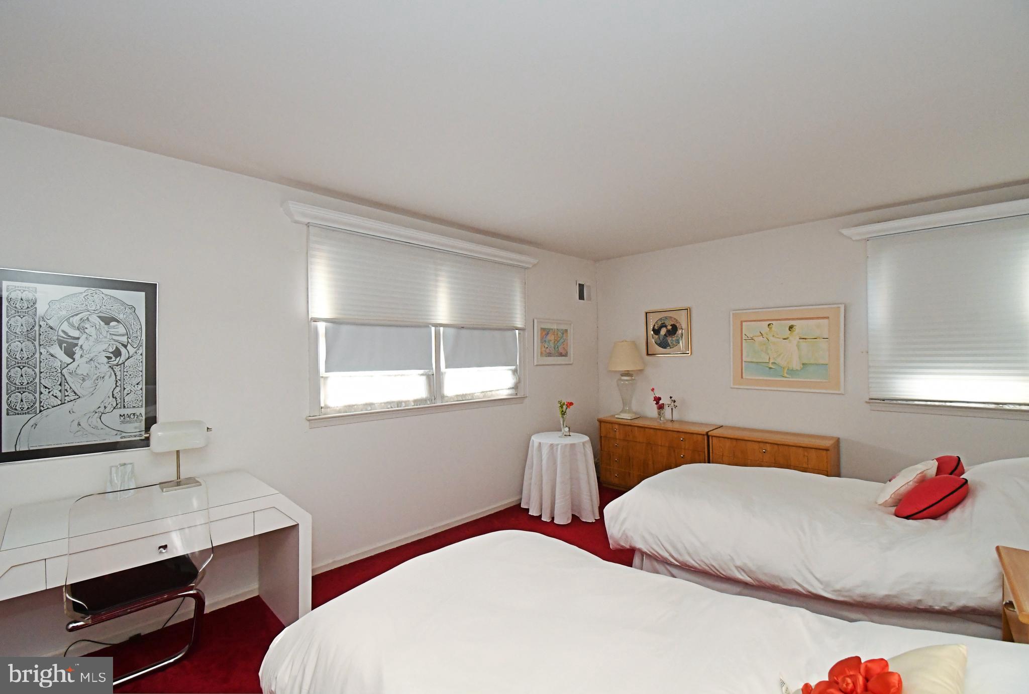 BARCLAY HILLS - Residential