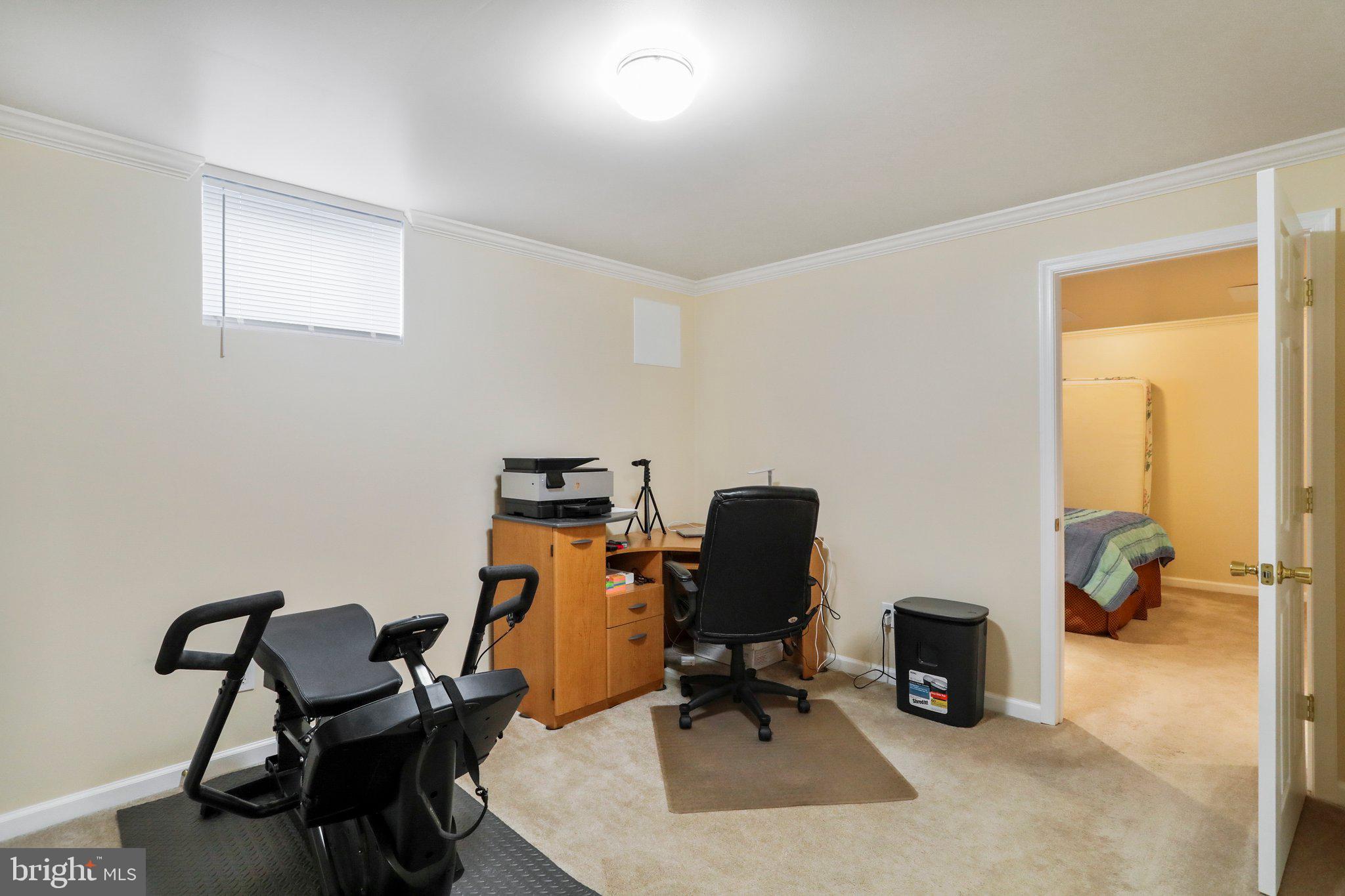 MAUGANSVILLE - Residential