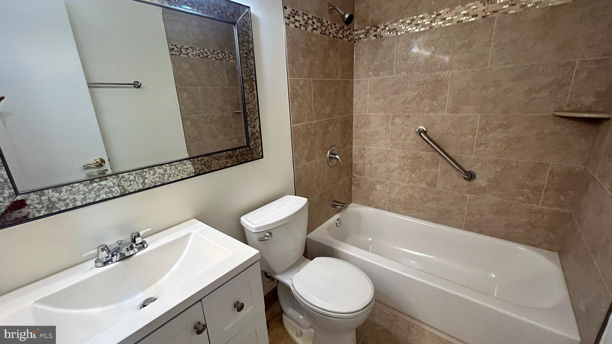 CONTEE BEL PRE - Residential Lease