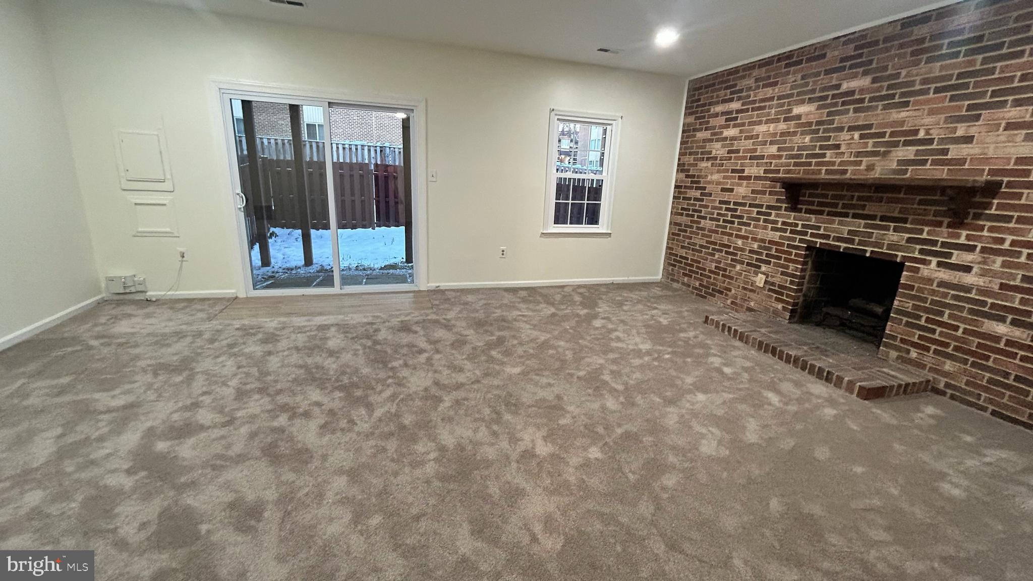 CONTEE BEL PRE - Residential Lease