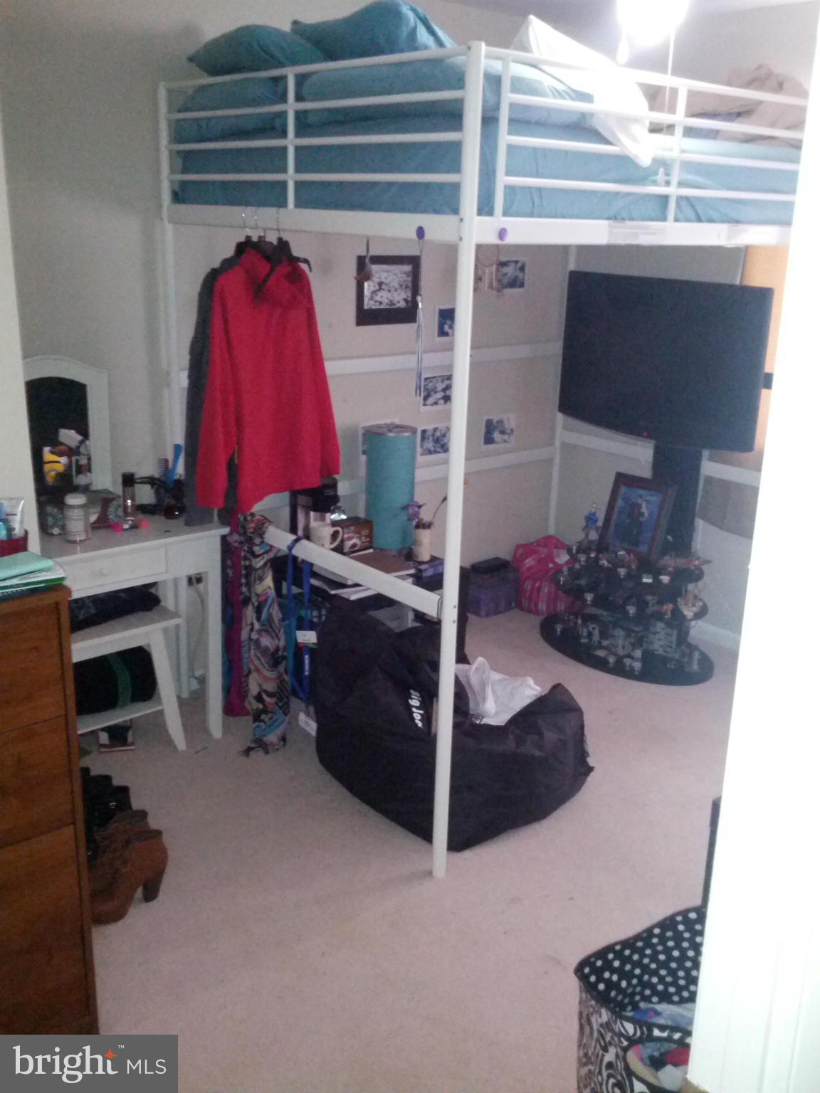 BURKE CENTRE - Residential