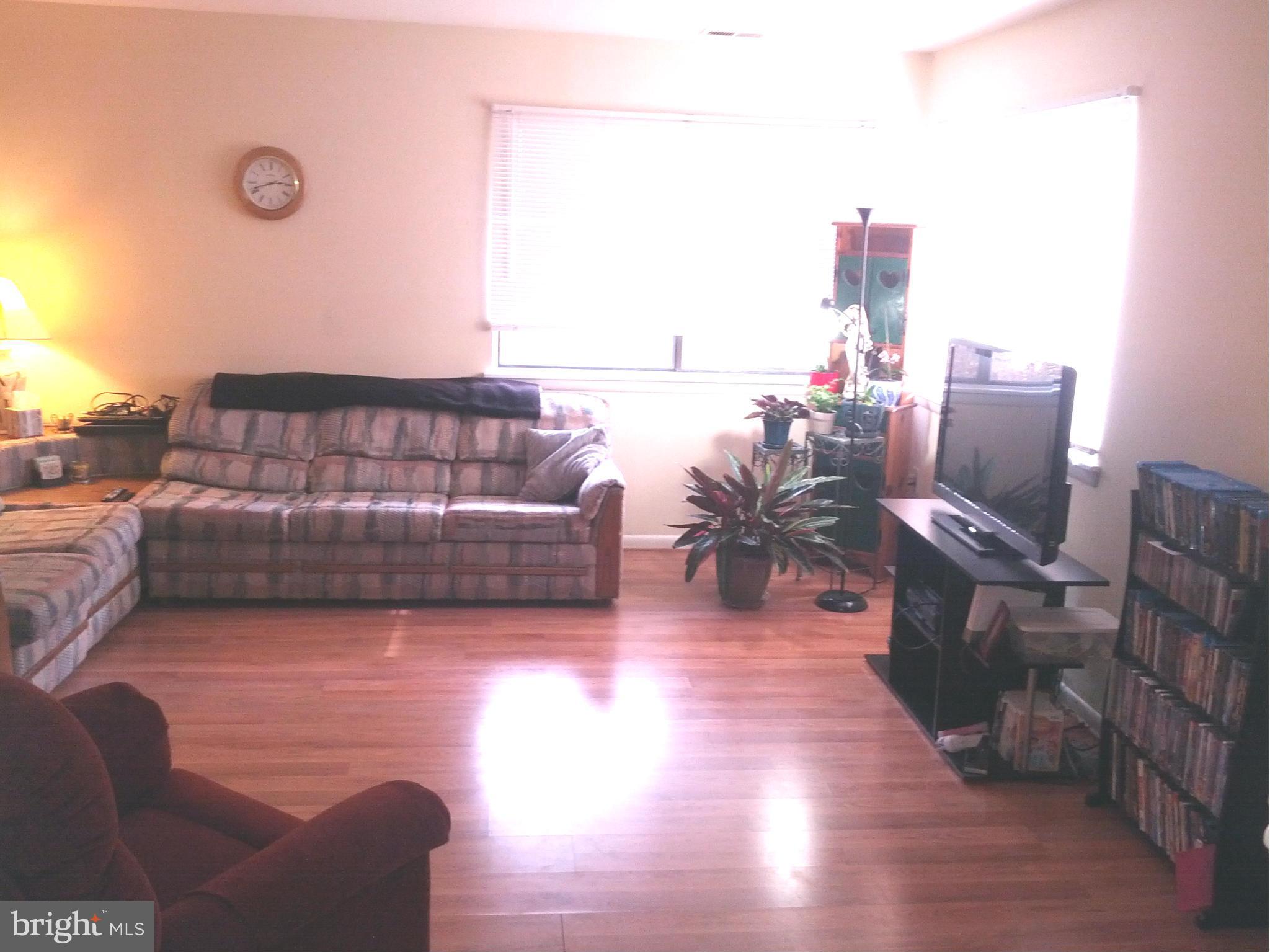 BURKE CENTRE - Residential