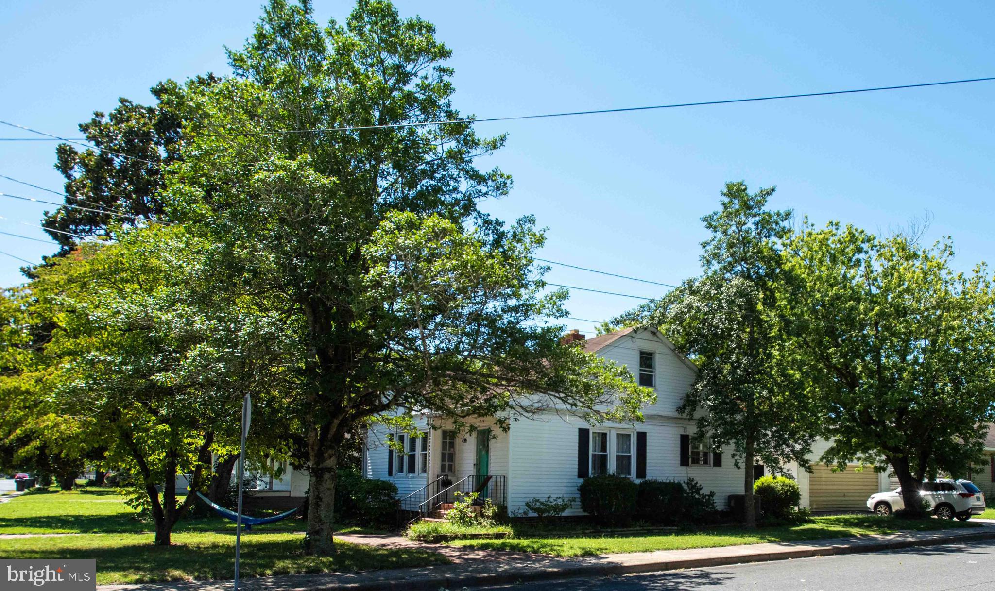 416 TRUITT STREET