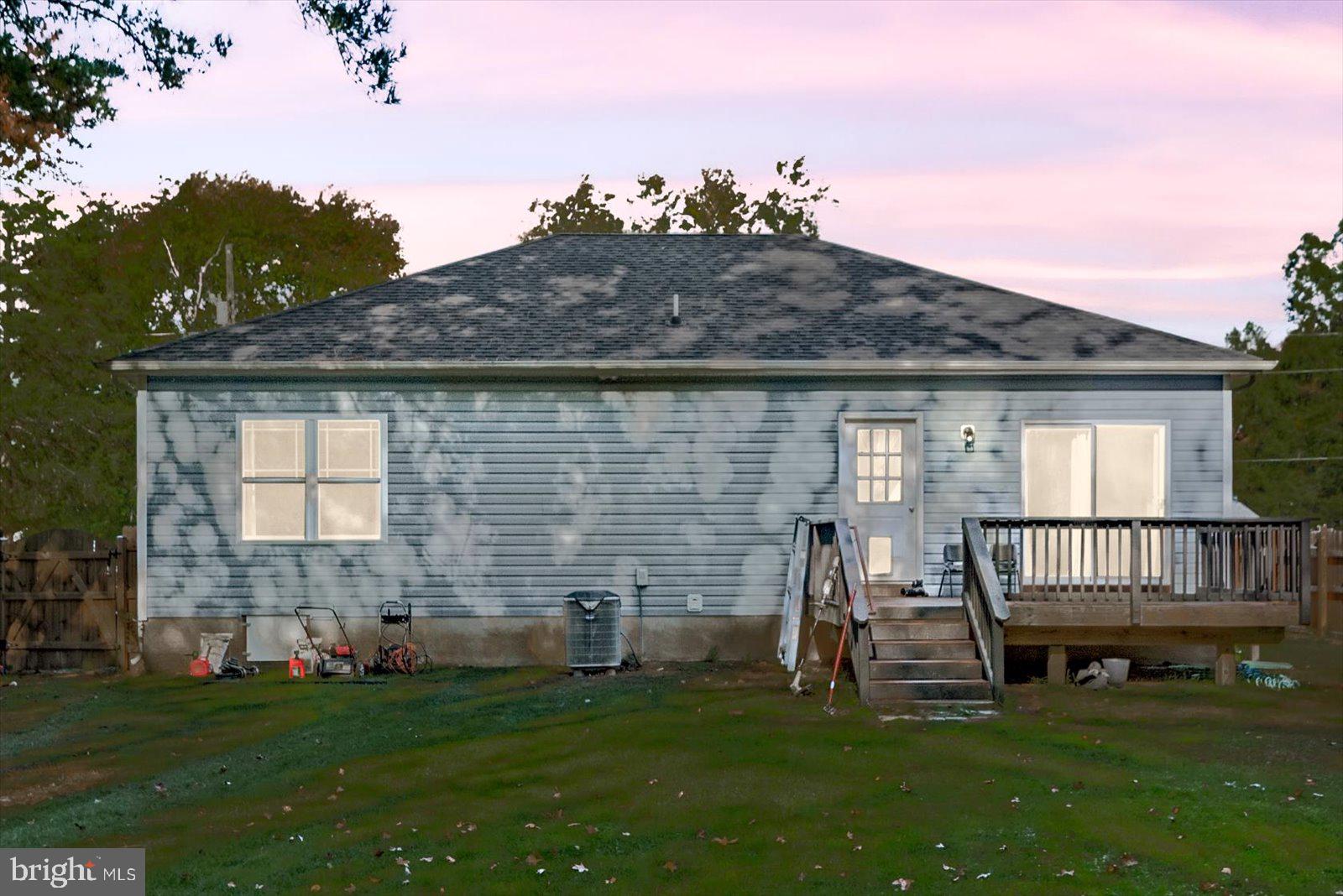 EBB TIDE BEACH - Residential