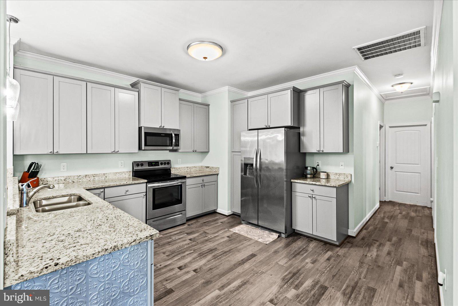 EBB TIDE BEACH - Residential