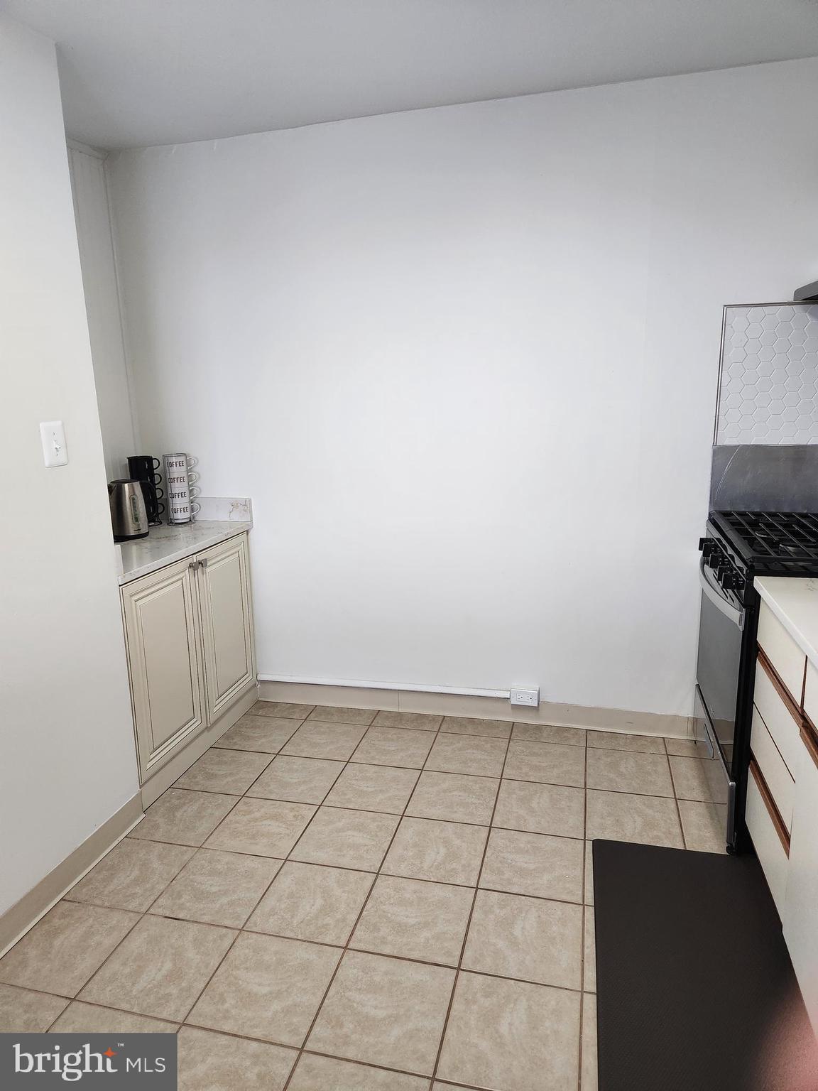 BELMONT VILLAGE - Residential